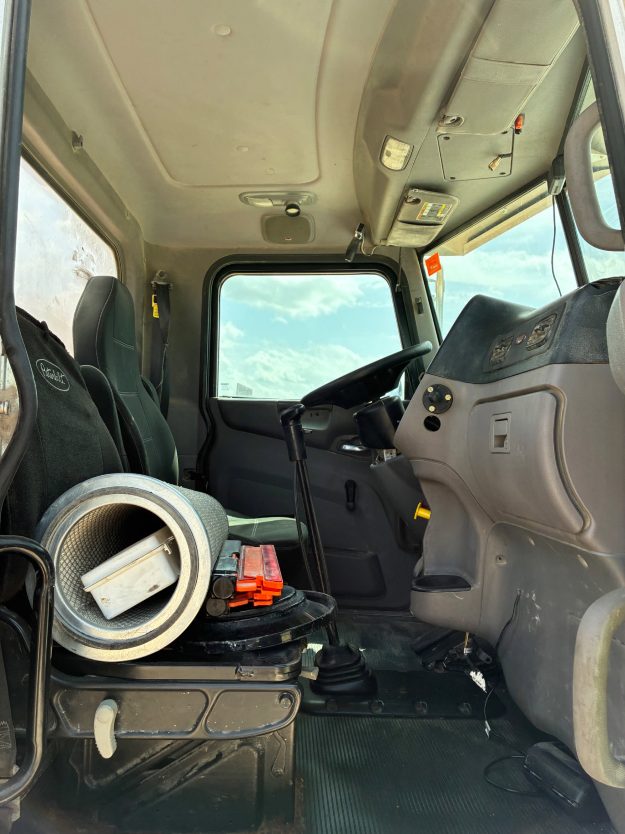 2016 Peterbilt 365
