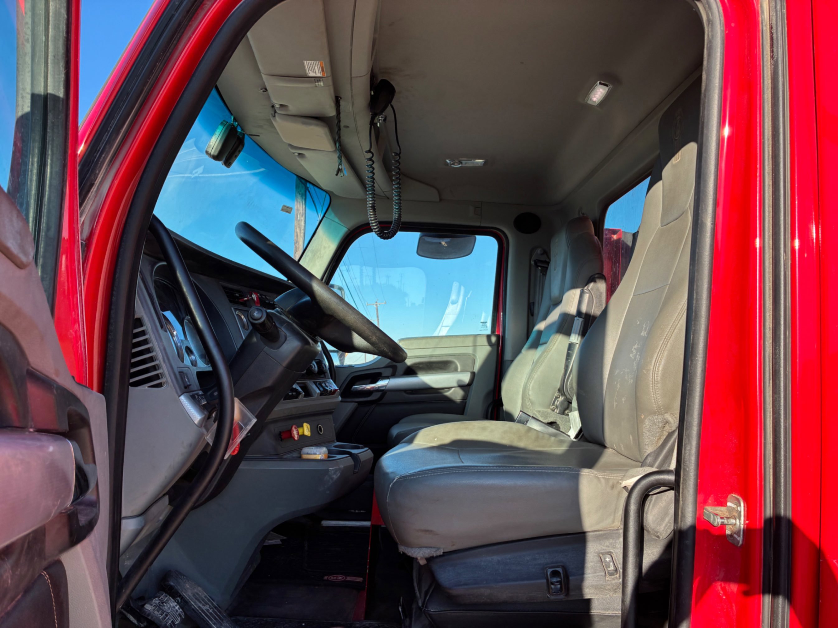 2021 Kenworth T880
