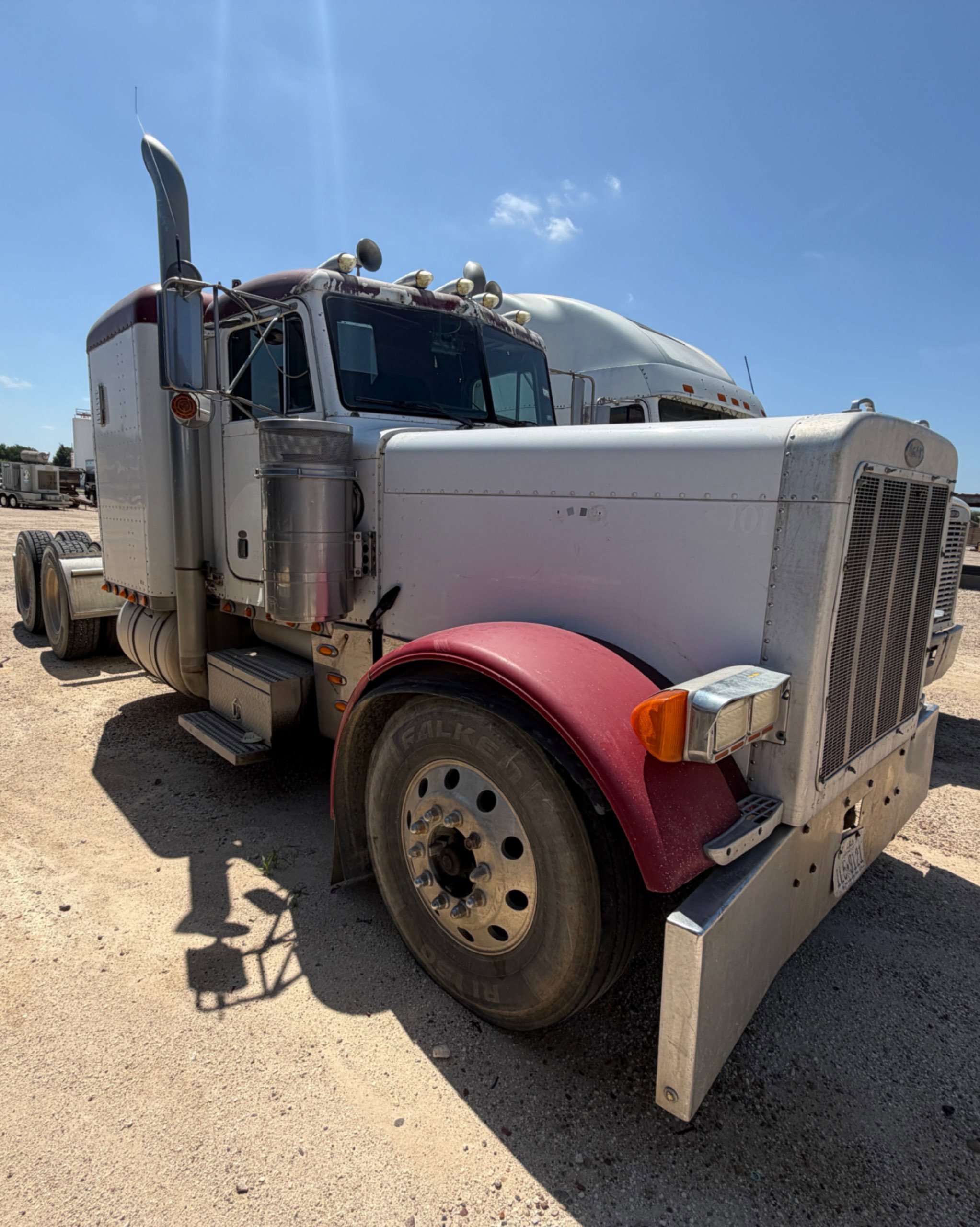 1999 Peterbilt 379