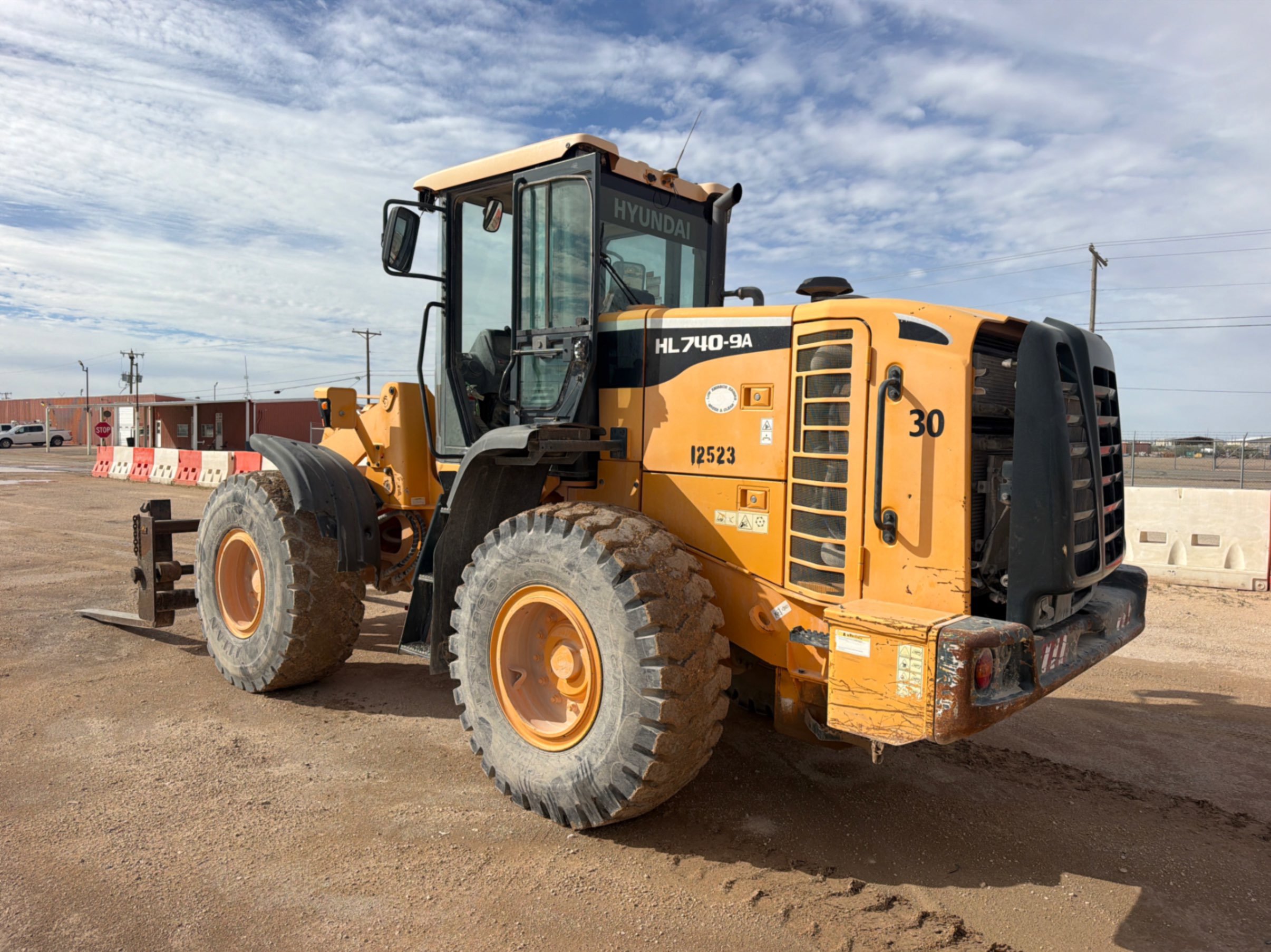 Hyundai HL740-9A