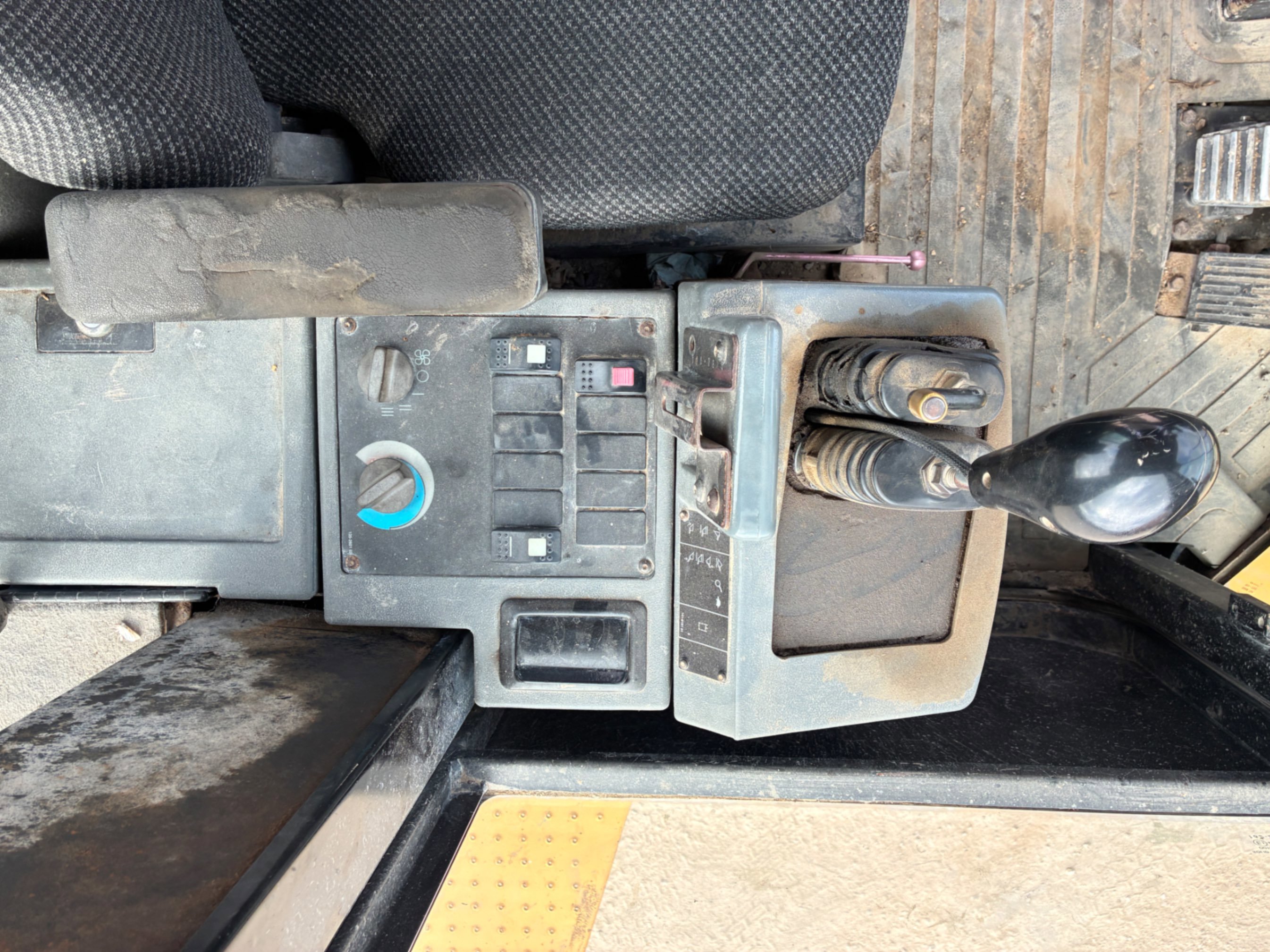 2004 Caterpillar 938G SERIE II