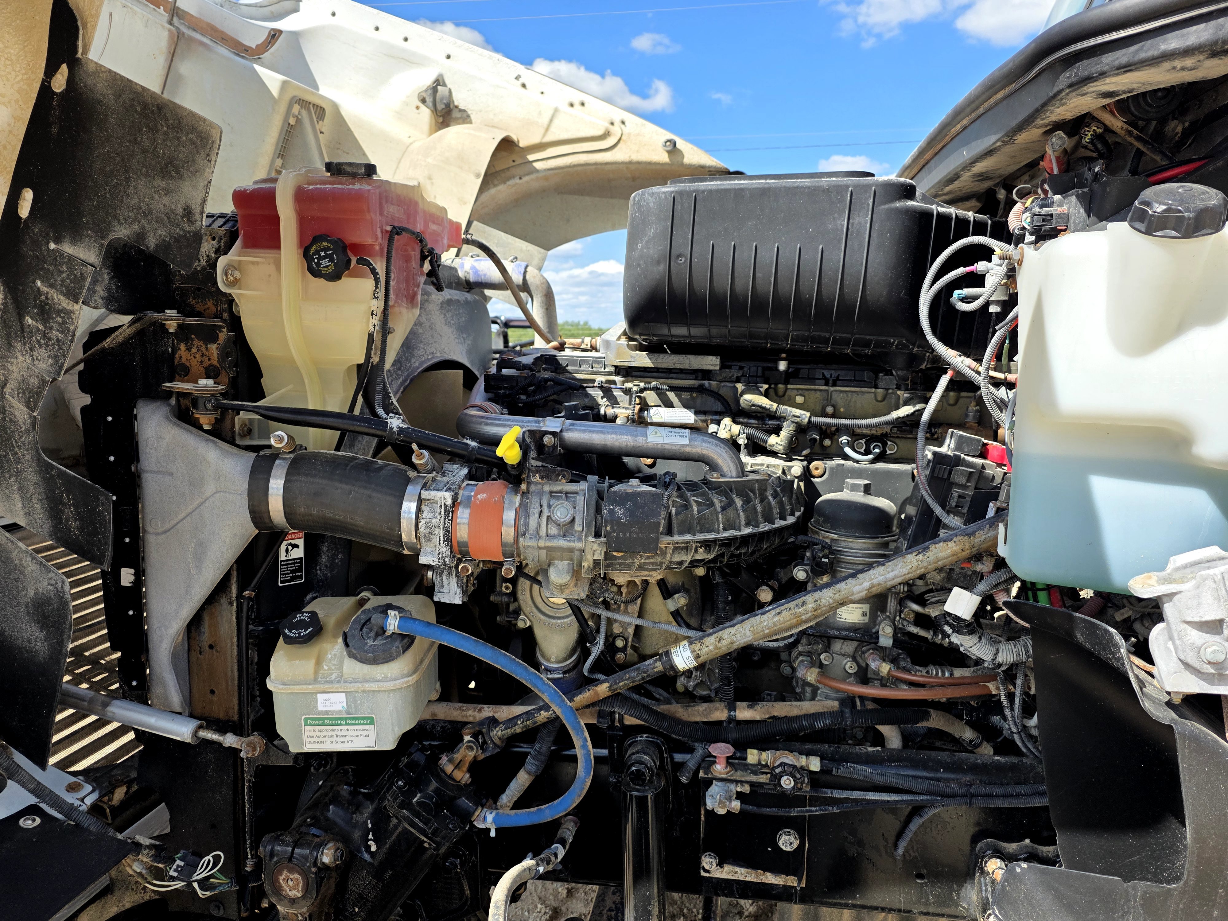 2014 Freightliner CORONADO 122