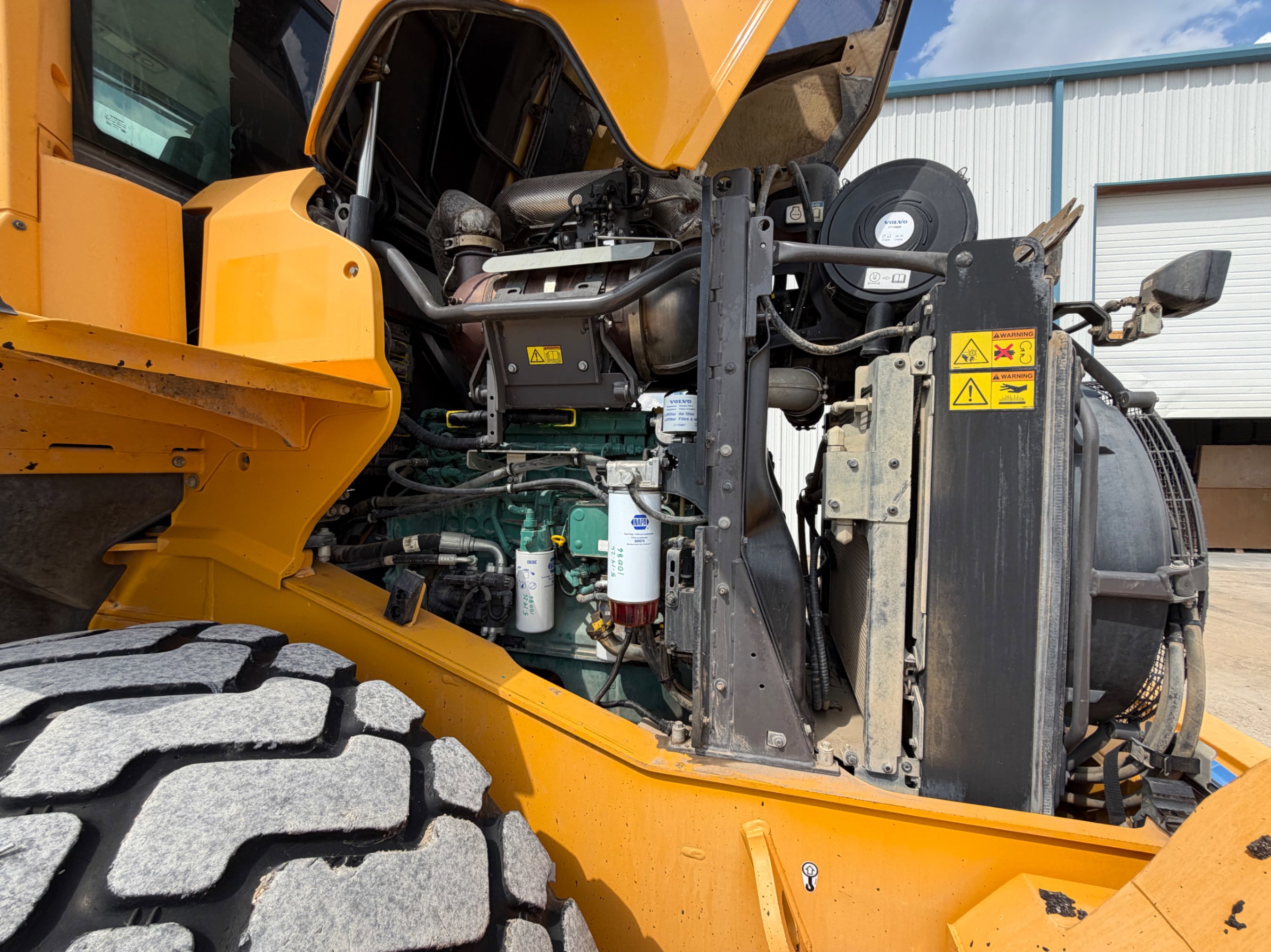 2019 Volvo L90H