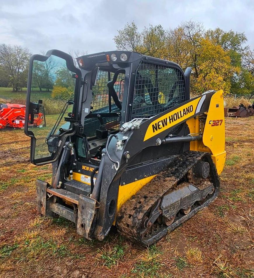 Photo of a 2022 New Holland 210G