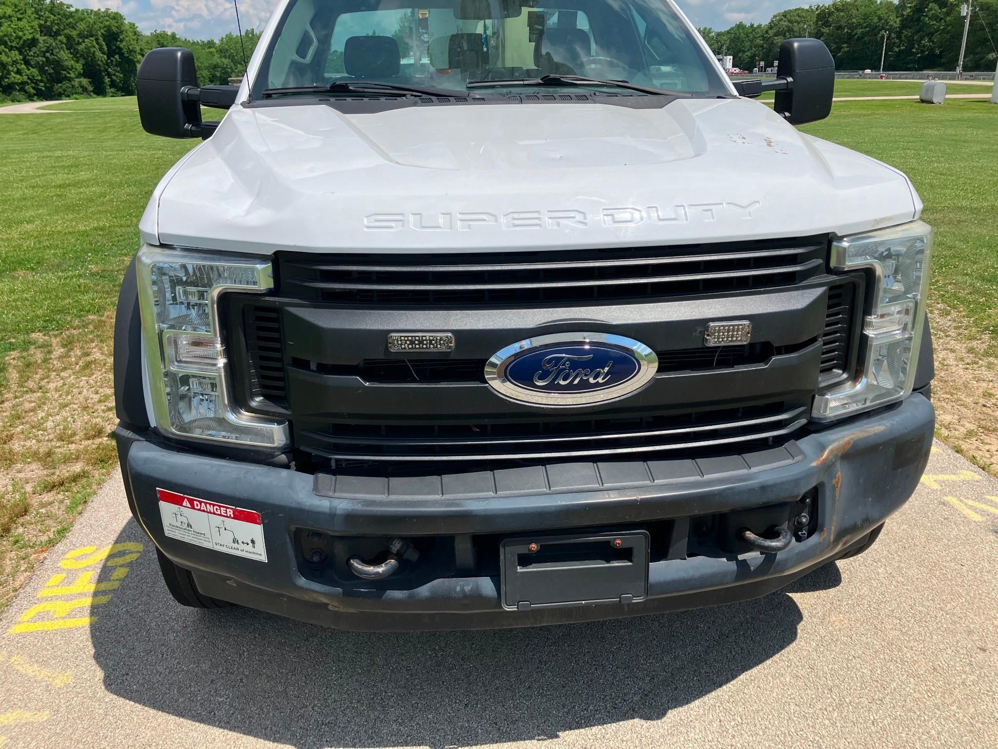 Photo of a 2017 Ford F550 Super Duty