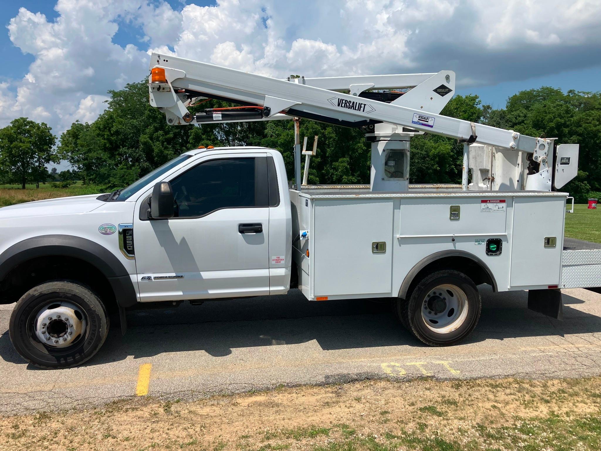 Photo of a 2019 Ford F-550