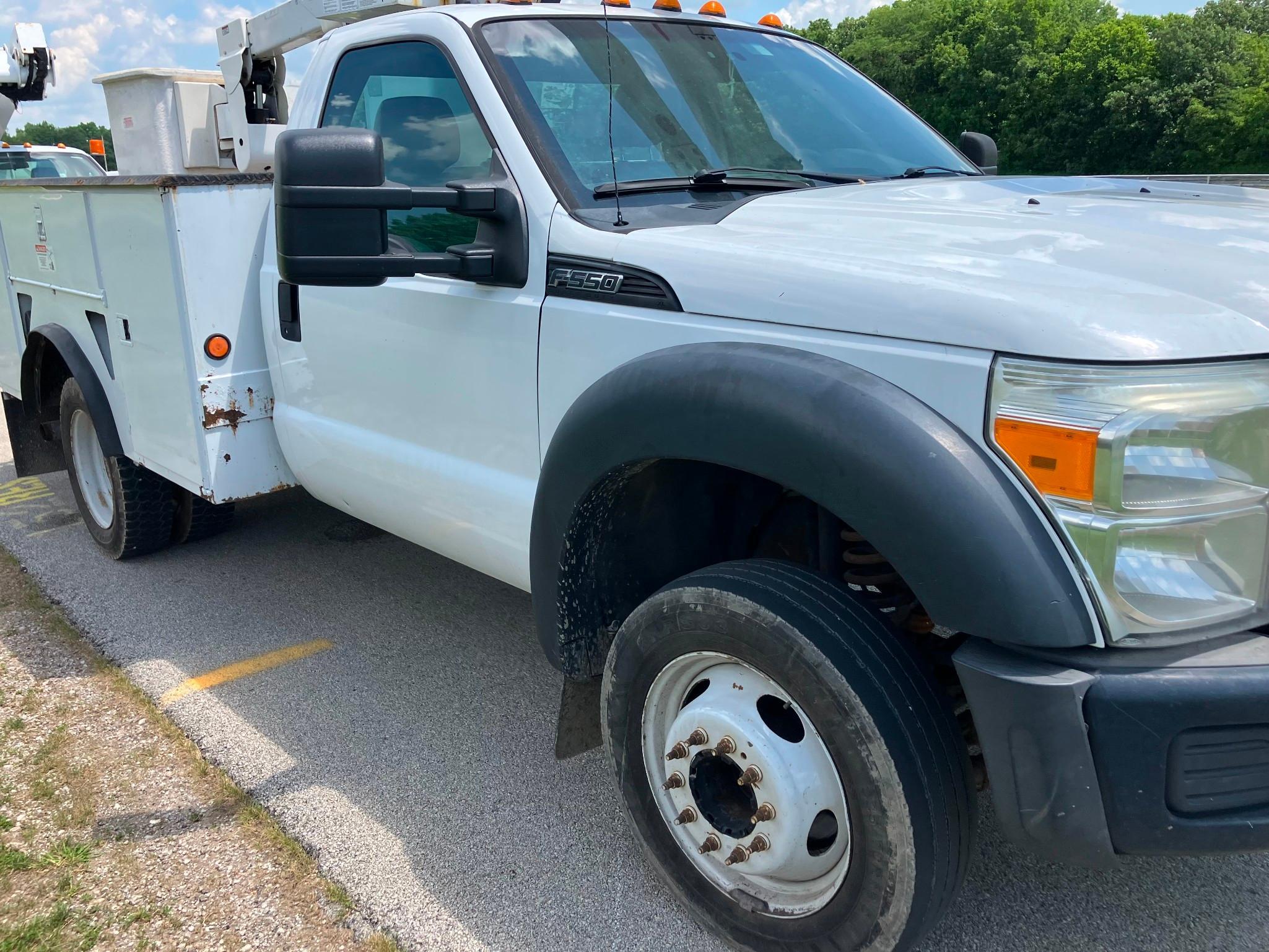 Photo of a 2015 Ford F-550