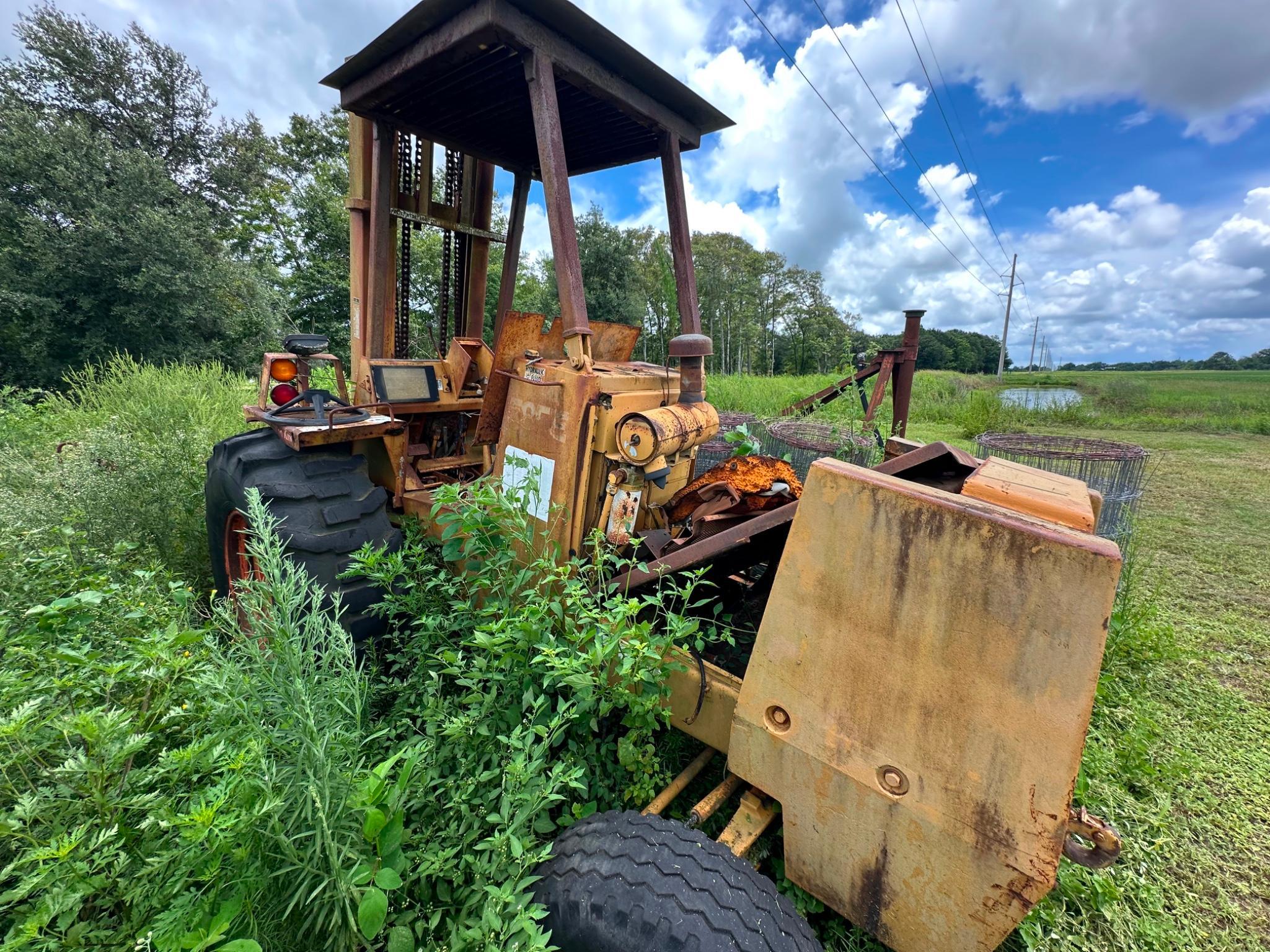 Photo of a 1975 Case 585E