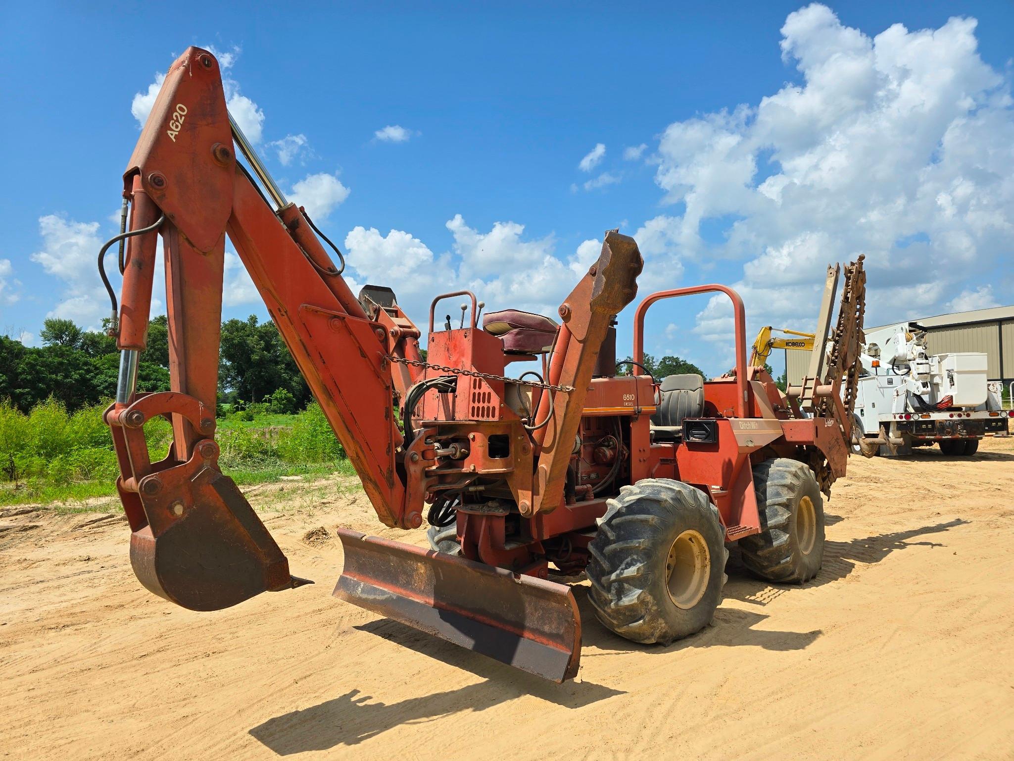 Ditch Witch 6510A Trencher - Deutz Diesel, Backhoe, Cable Plow, Front Blade