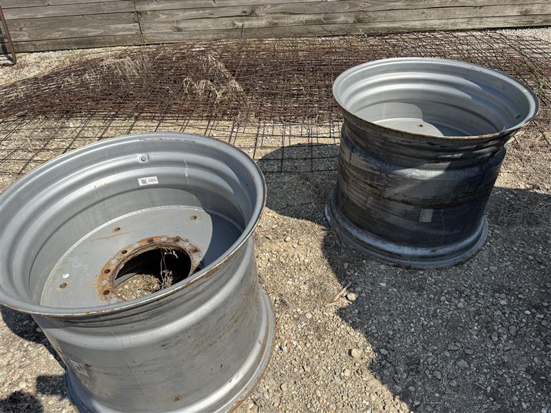 Case Axial-Flow Combine Wheels NO RESERVE