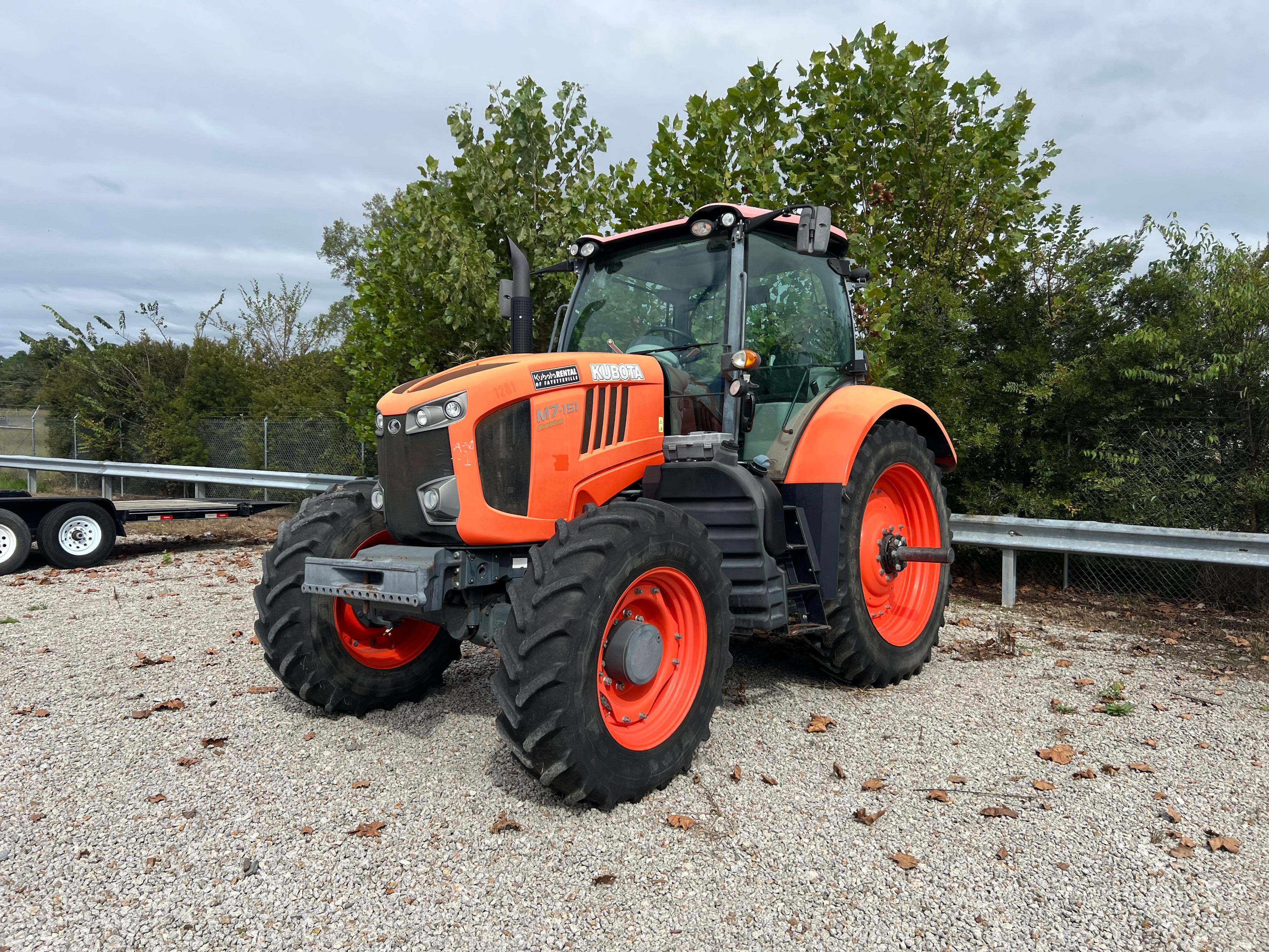 2017 Kubota M7-151 Premium MFWD Tractor