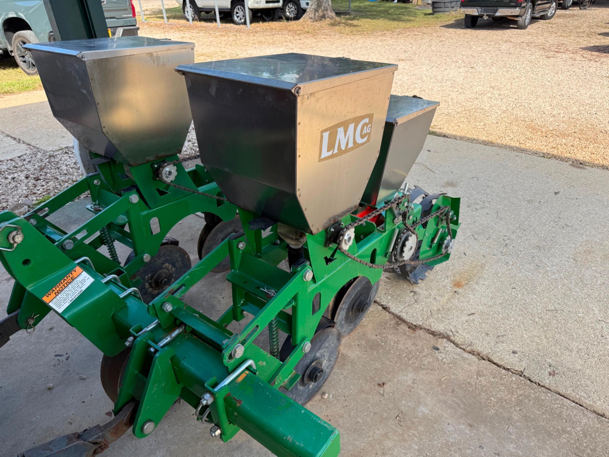LMC 2-Row Planter BYJ-2F  Stainless Steel Fertilizer Boxes, Ground-Driven
