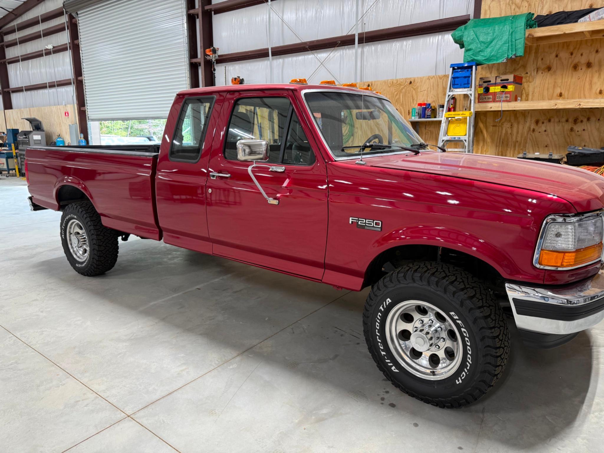 1995 Ford F-250  7.3L Powerstroke Diesel (2WD, Long Bed)