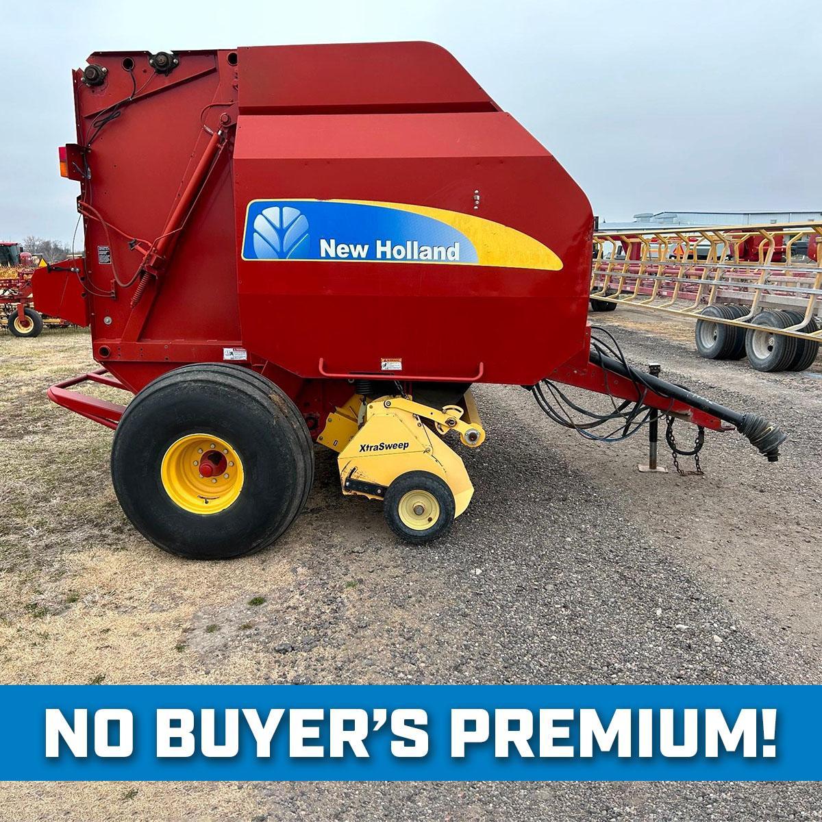 Photo of New Holland BR7090