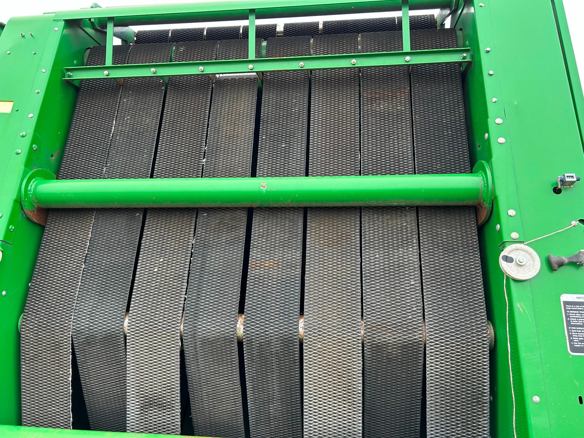 John Deere 535