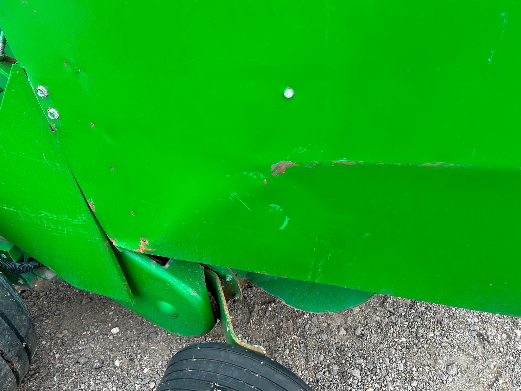 John Deere 535