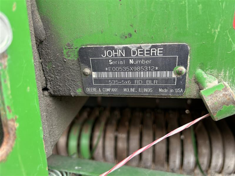 John Deere 535