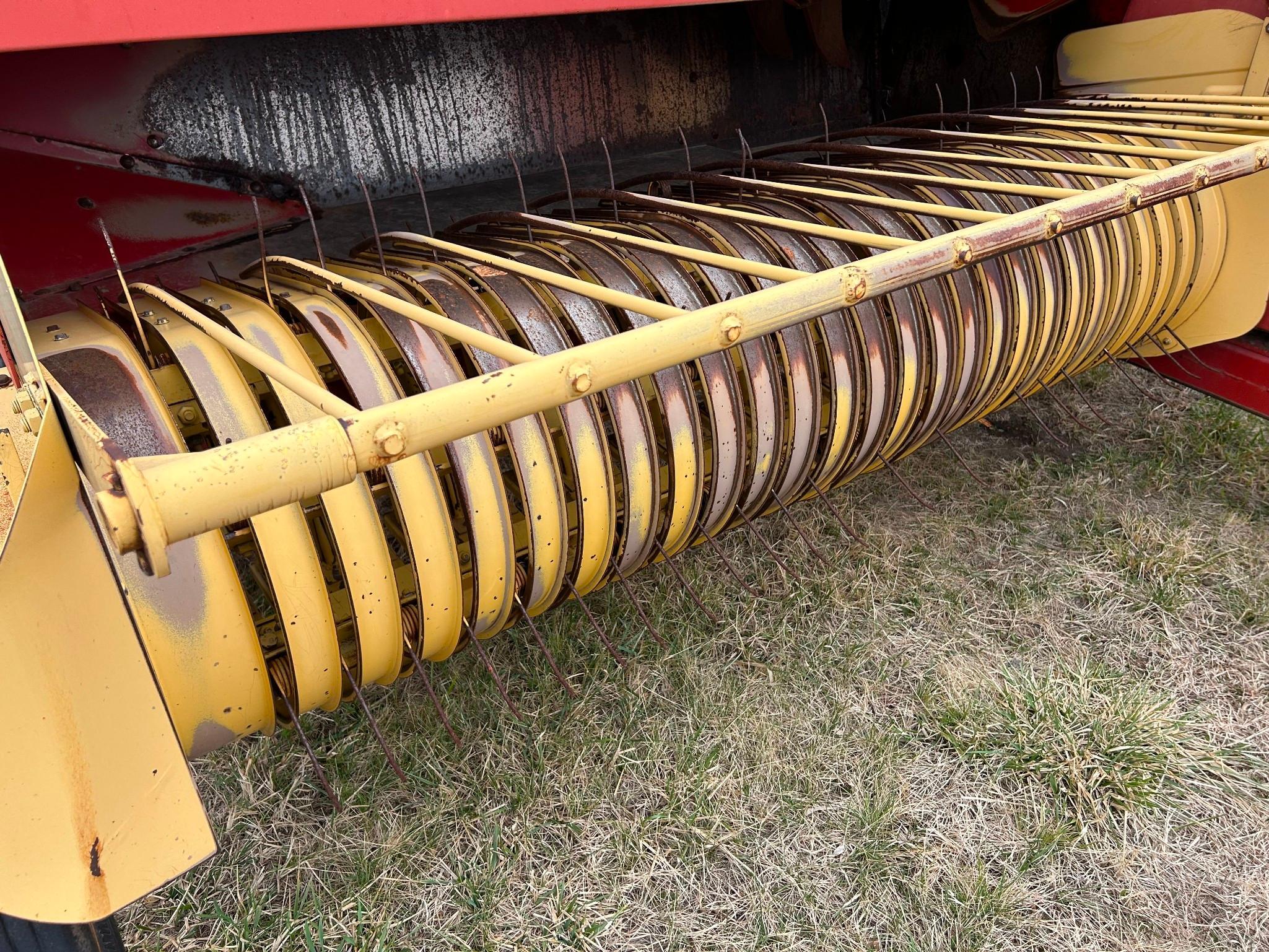 1994 New Holland 580