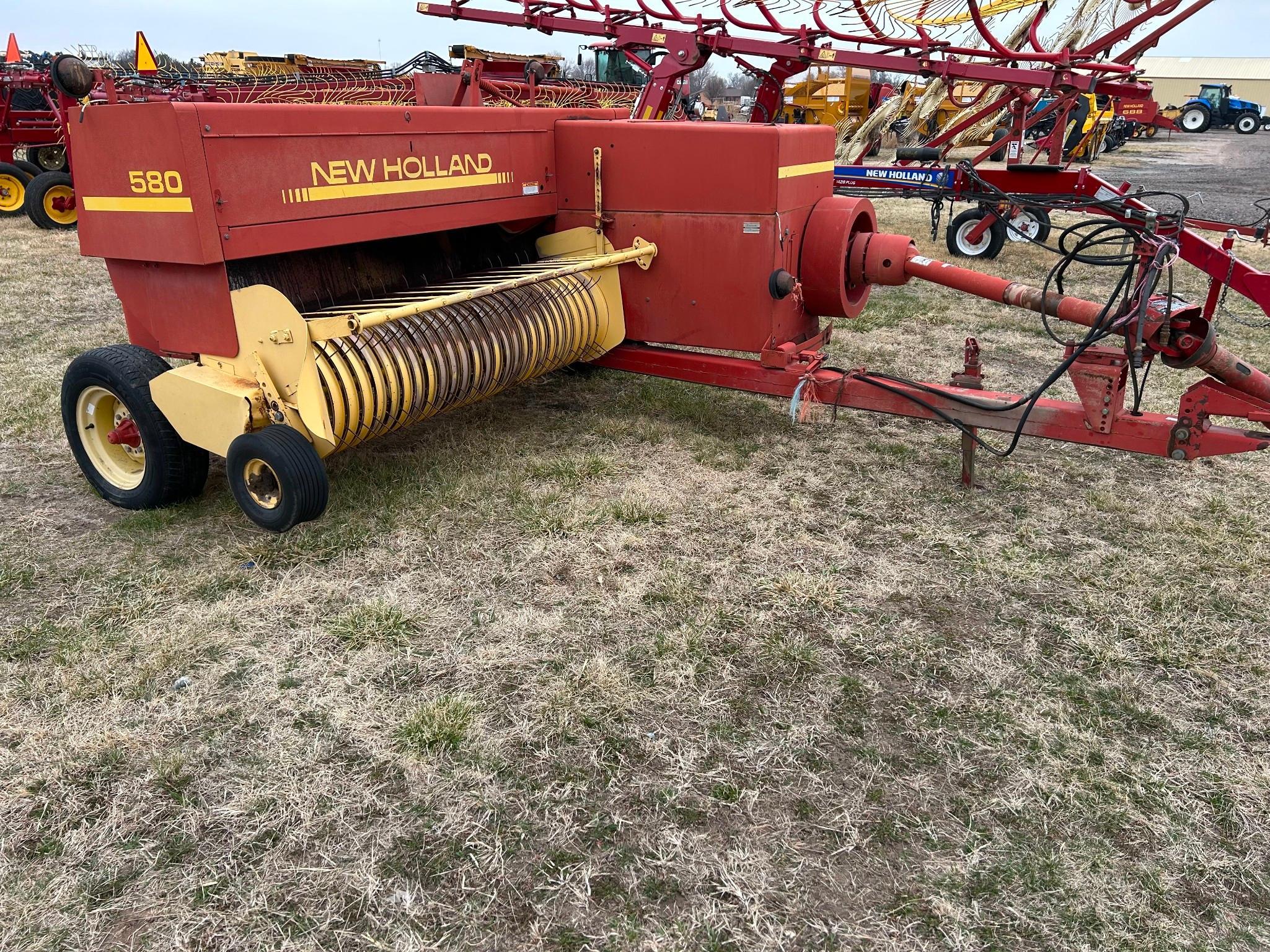 1994 New Holland 580