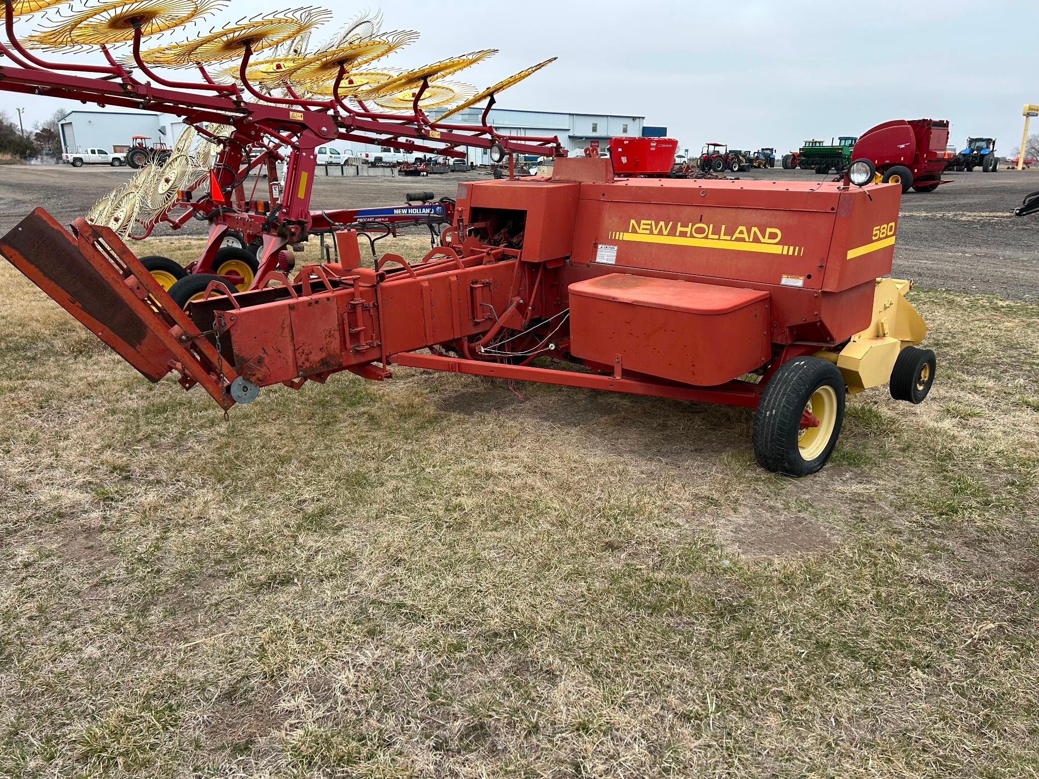1994 New Holland 580