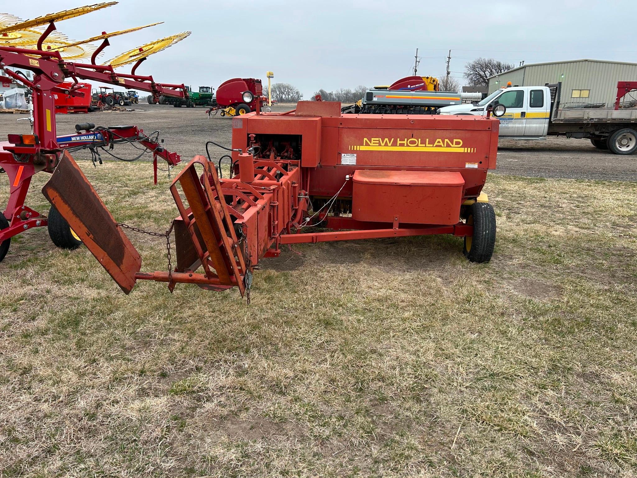 1994 New Holland 580