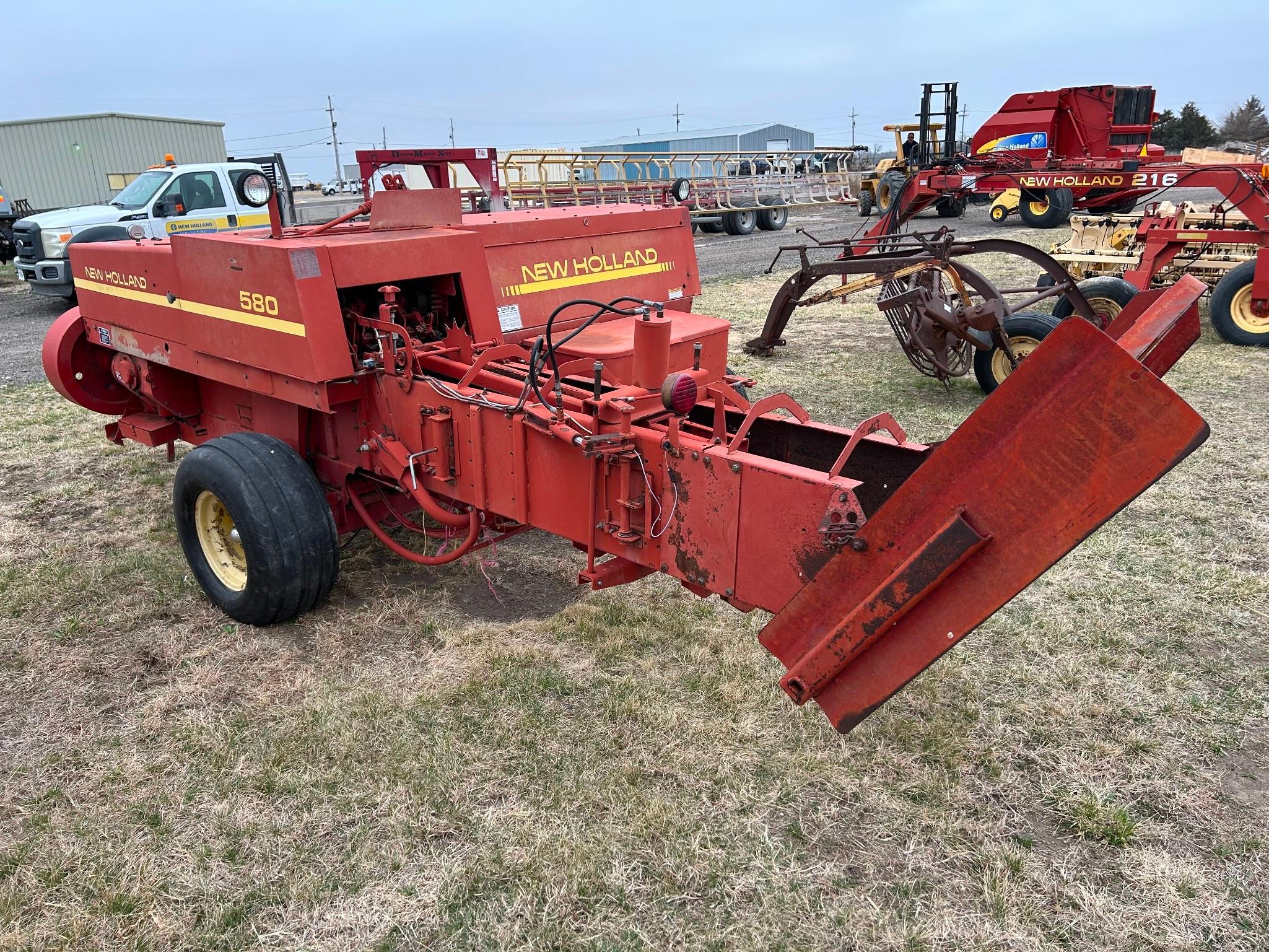 1994 New Holland 580