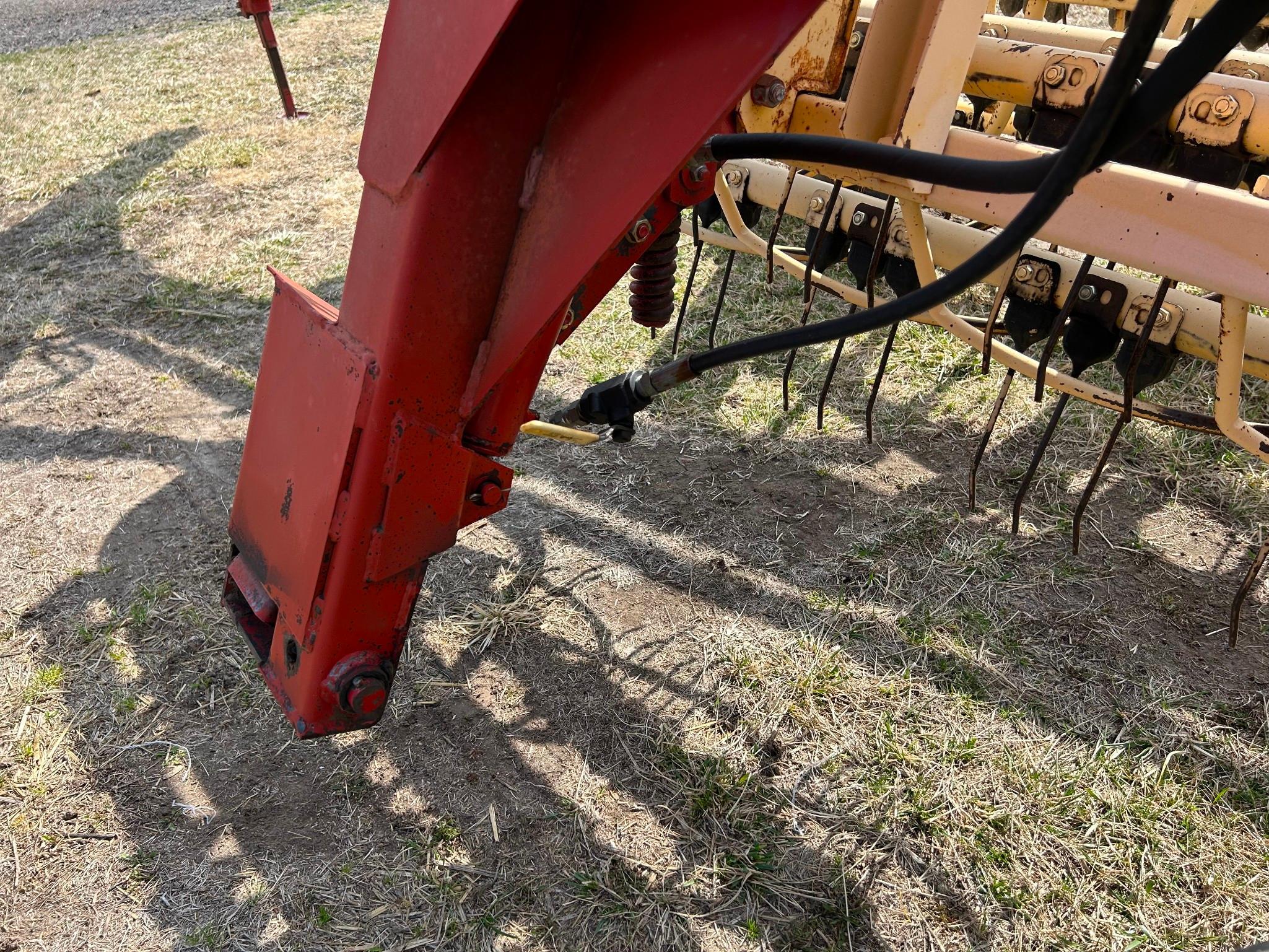 New Holland 216