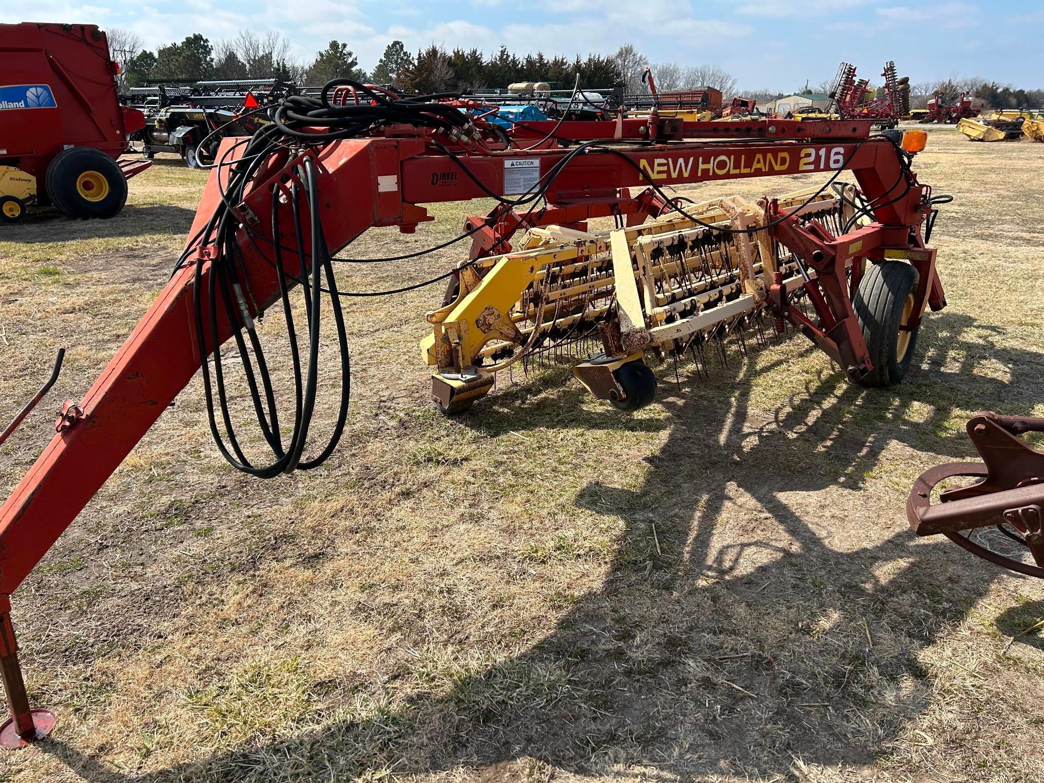 New Holland 216