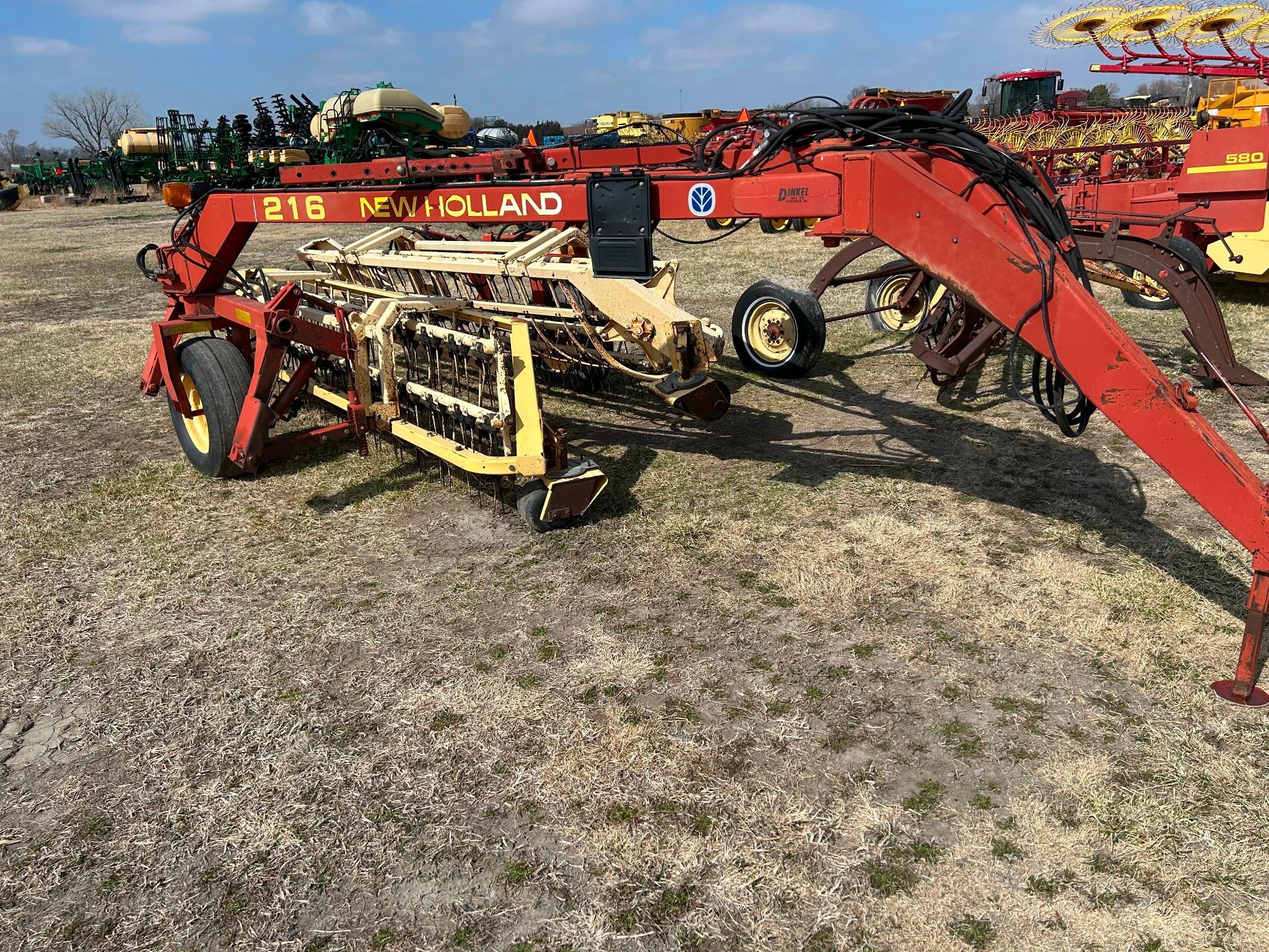 New Holland 216