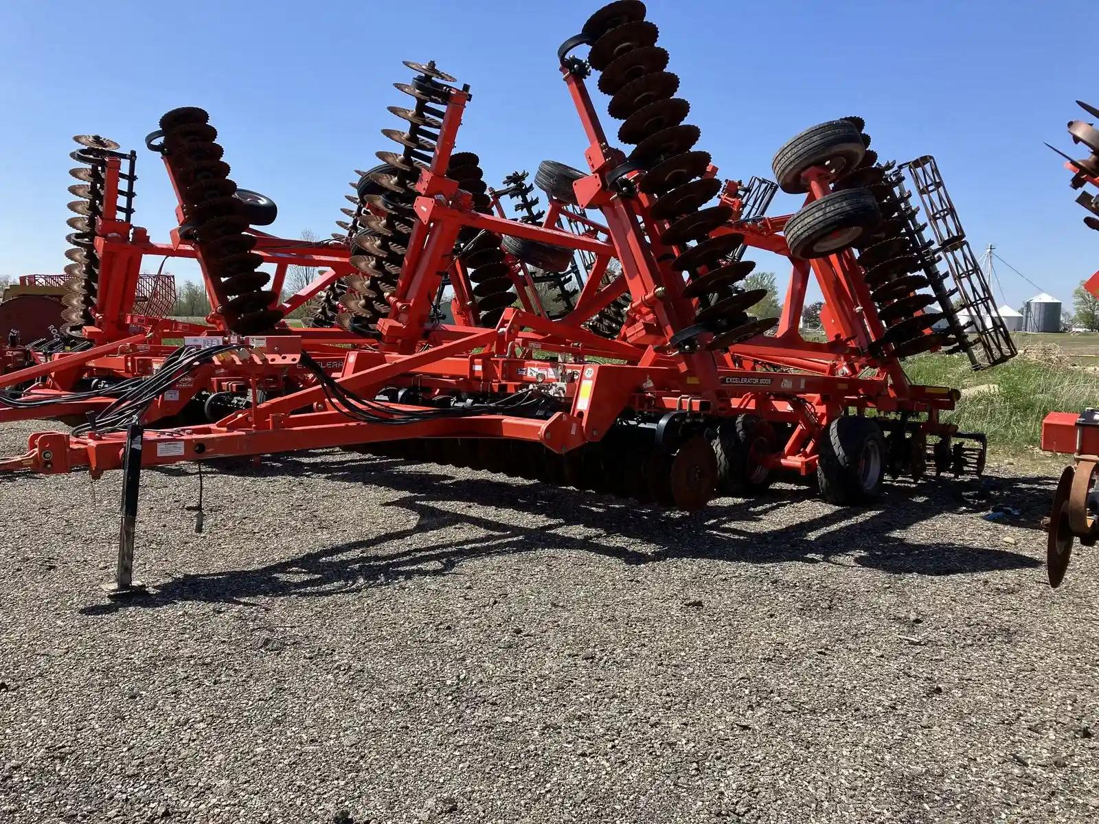 2019 Krause 8005-30 Excelerator - High Speed Vertical Tillage - 30 FT Working Width