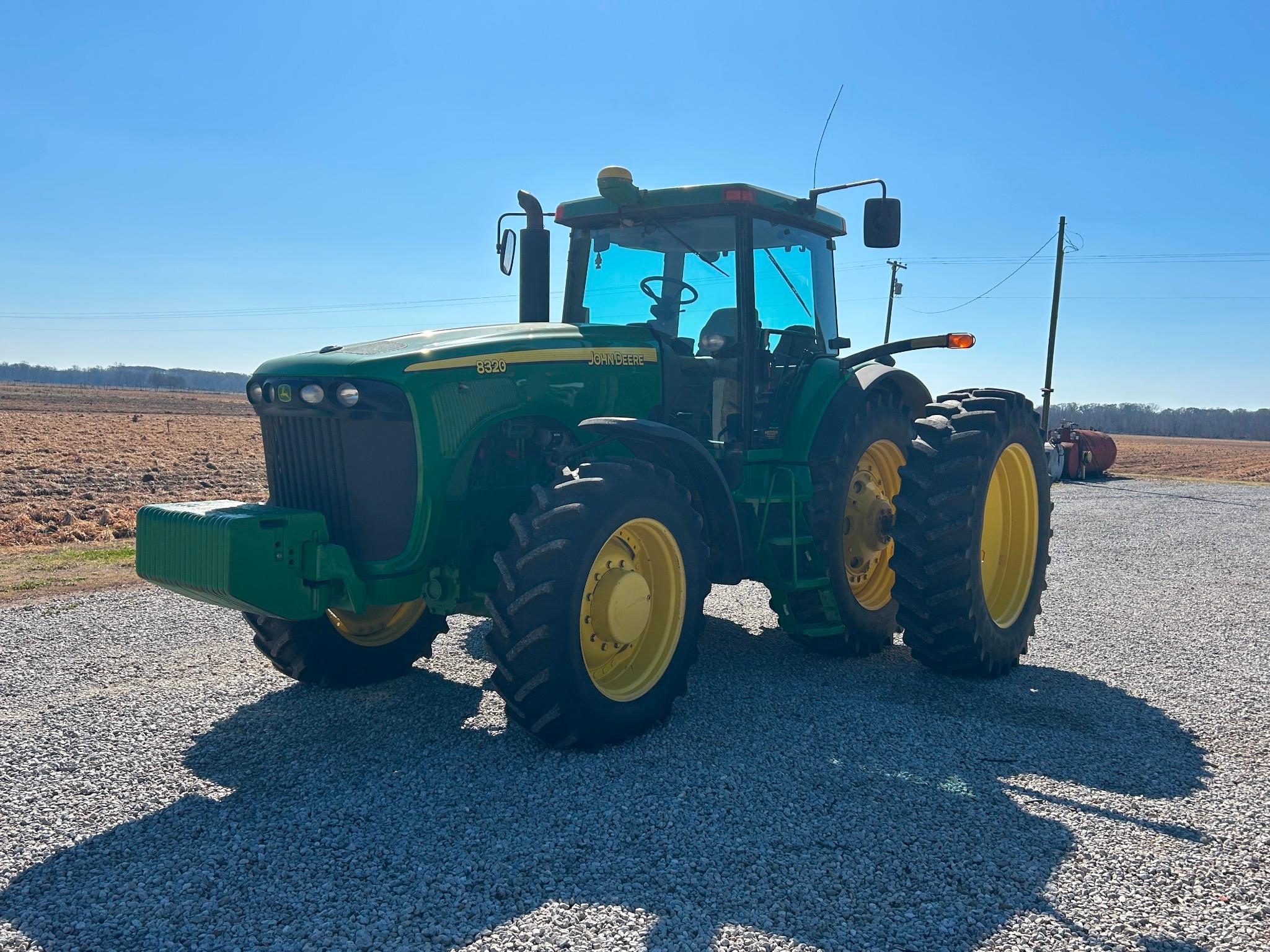2004 John Deere 8320