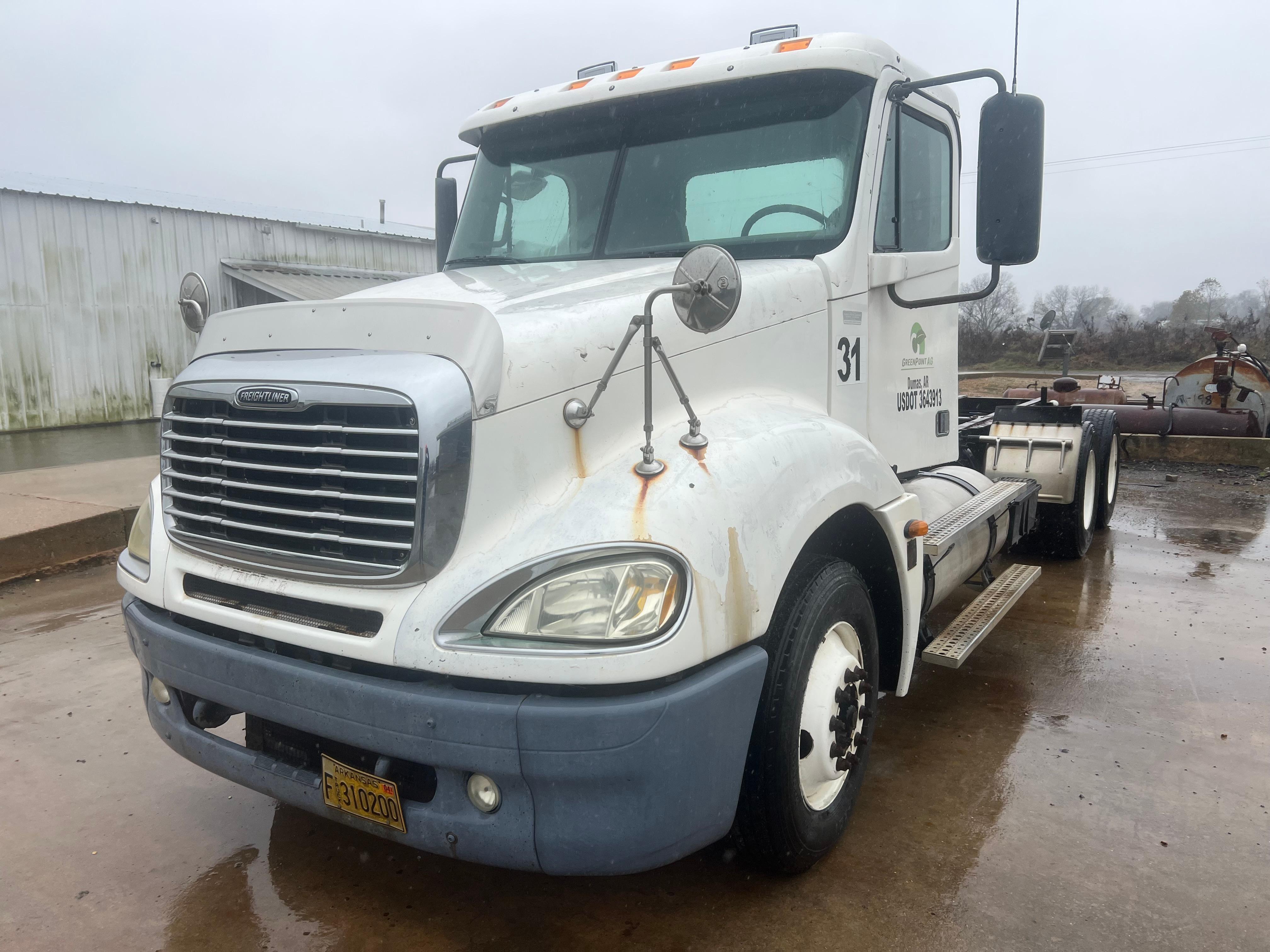 2005 Freightliner COLUMBIA