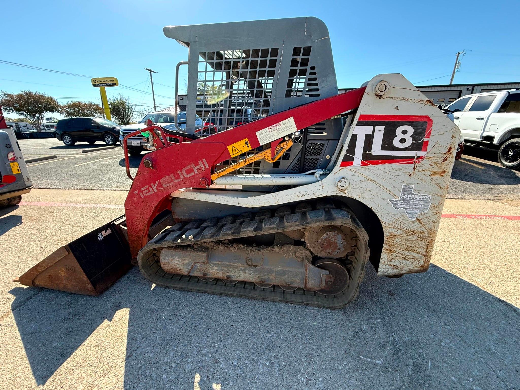 2019 Takeuchi TL8 Track Loader with 72in Tooth Bucket