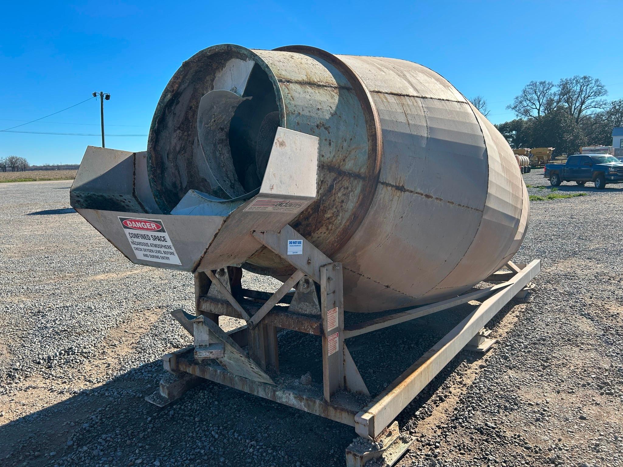 Adams 8 Ton Blender