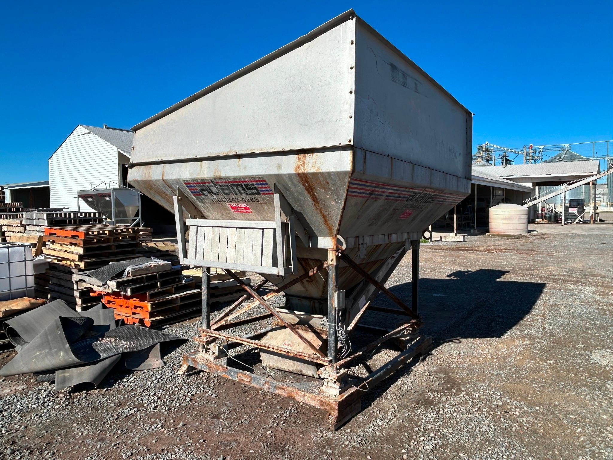 Adams Weight Hopper