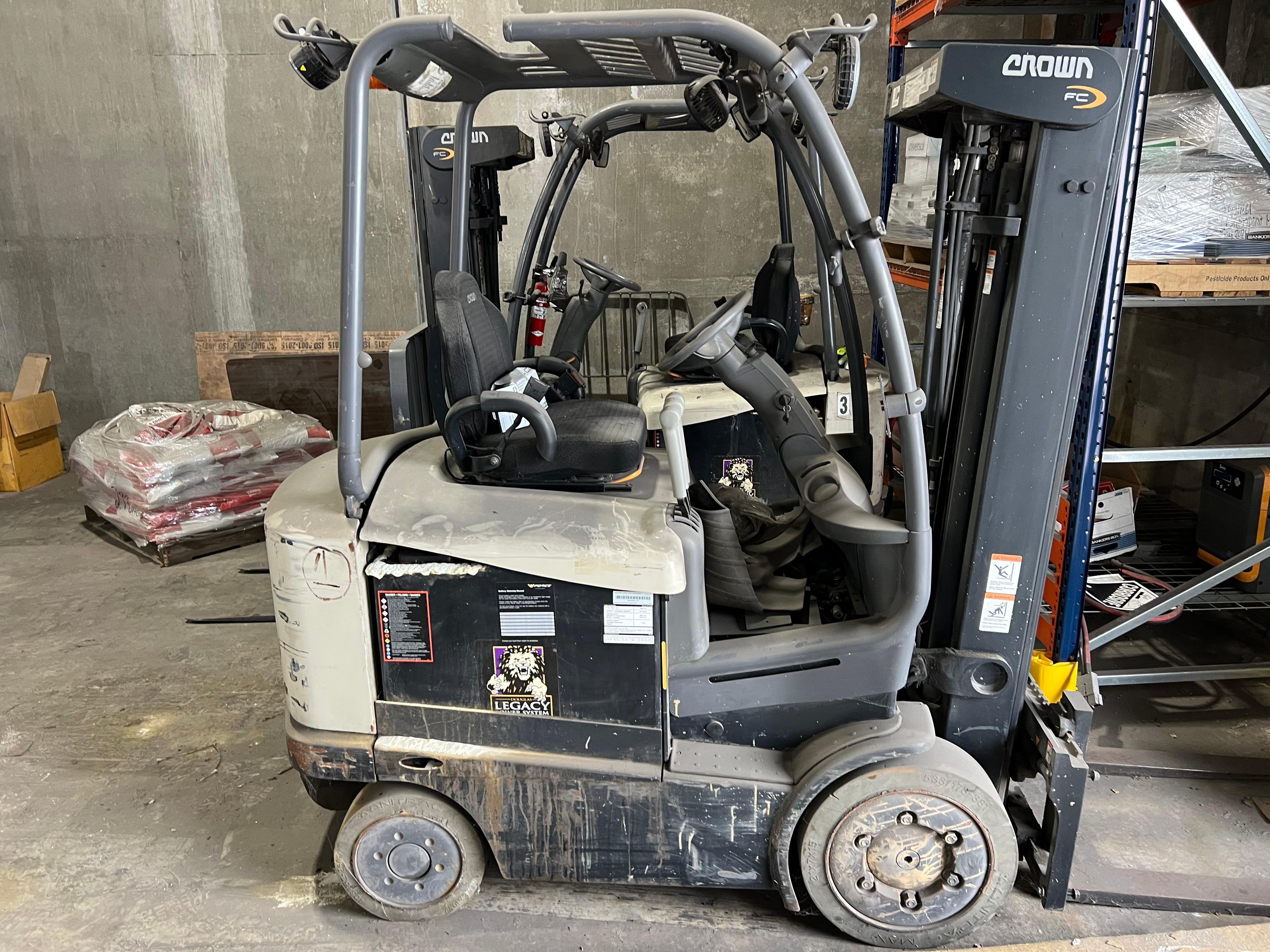 Crown Electric Forklift 2