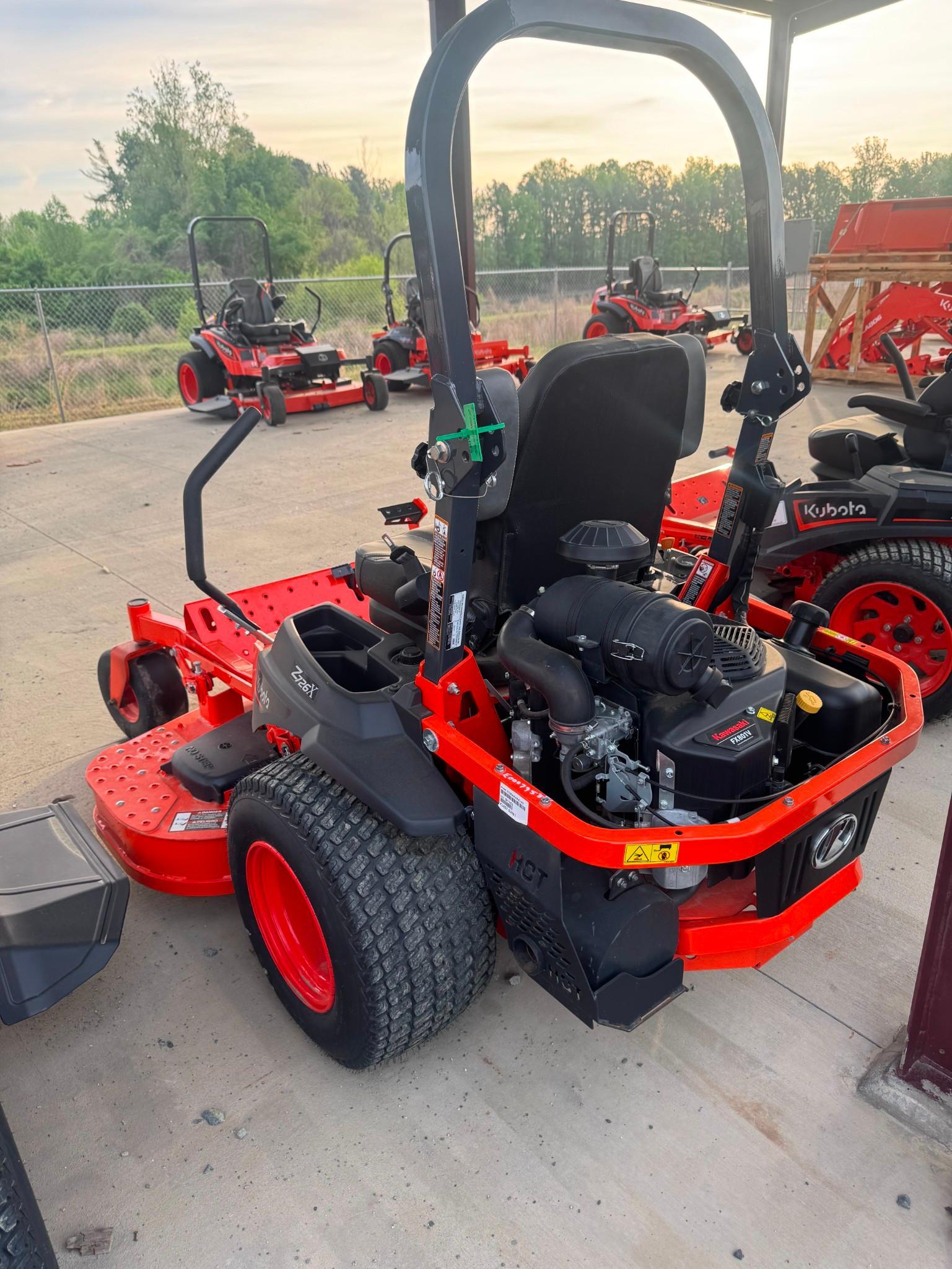 2024 KUBOTA Z726X Zero Turn Deck SIze 60