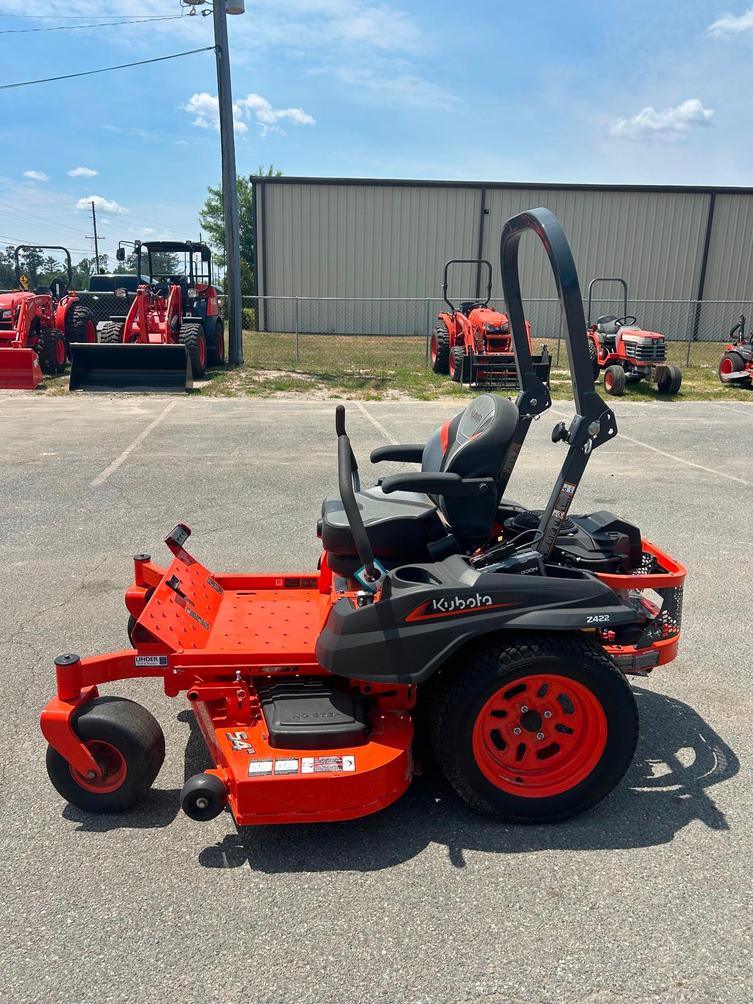 Kubota Z422KWNC-54 Prosumer Zero Turn Mower