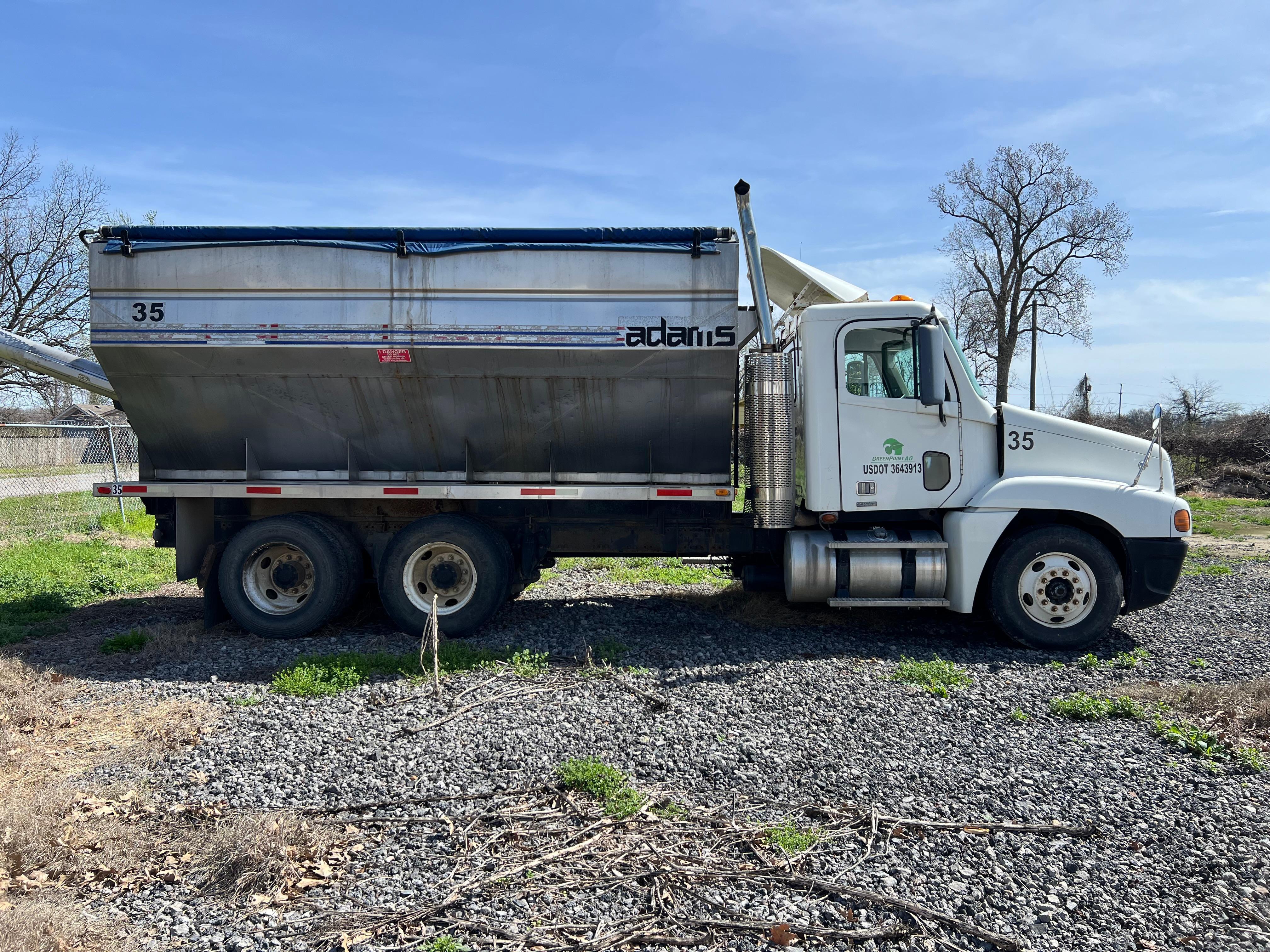 Freightliner CST120