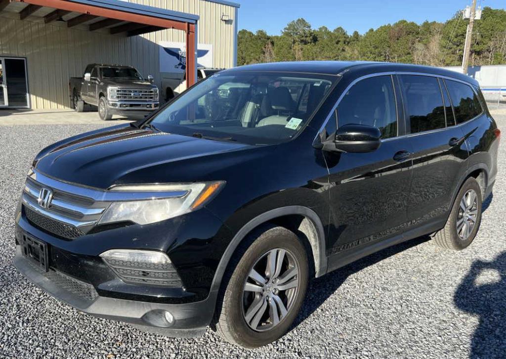 Photo of a 2018 Honda  Pilot