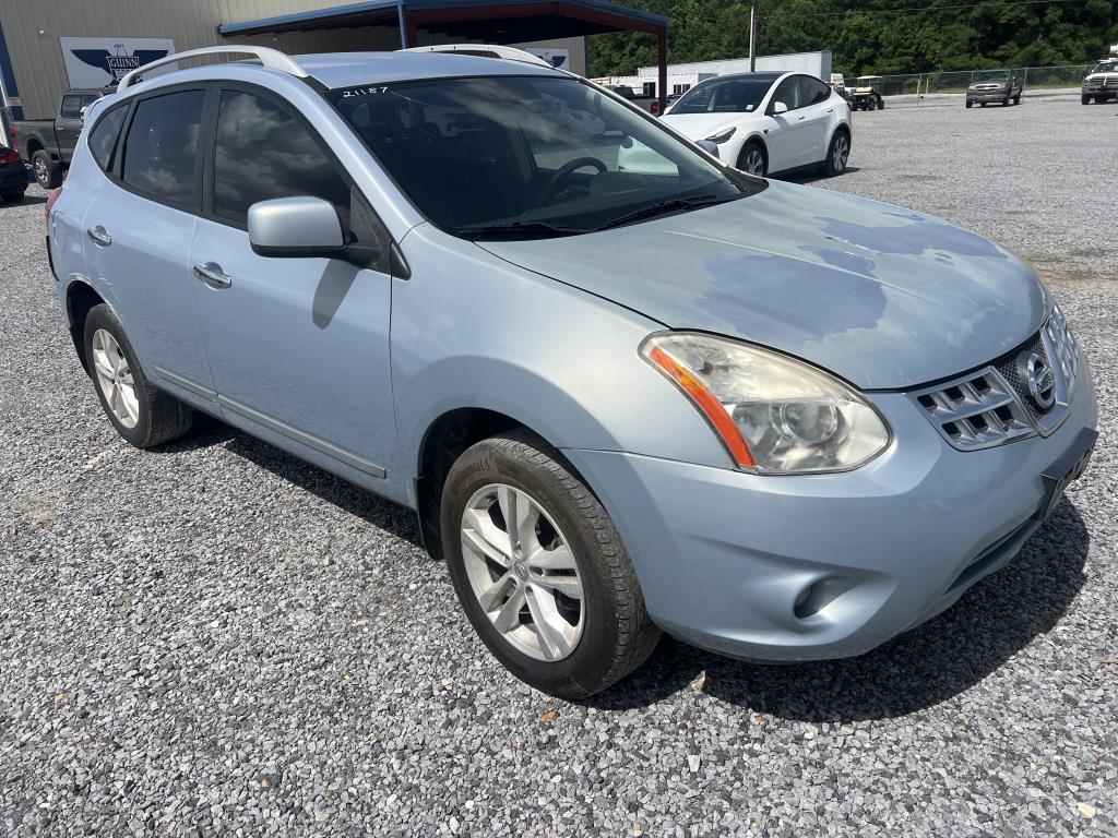 Photo of a 2013 Nissan Rogue