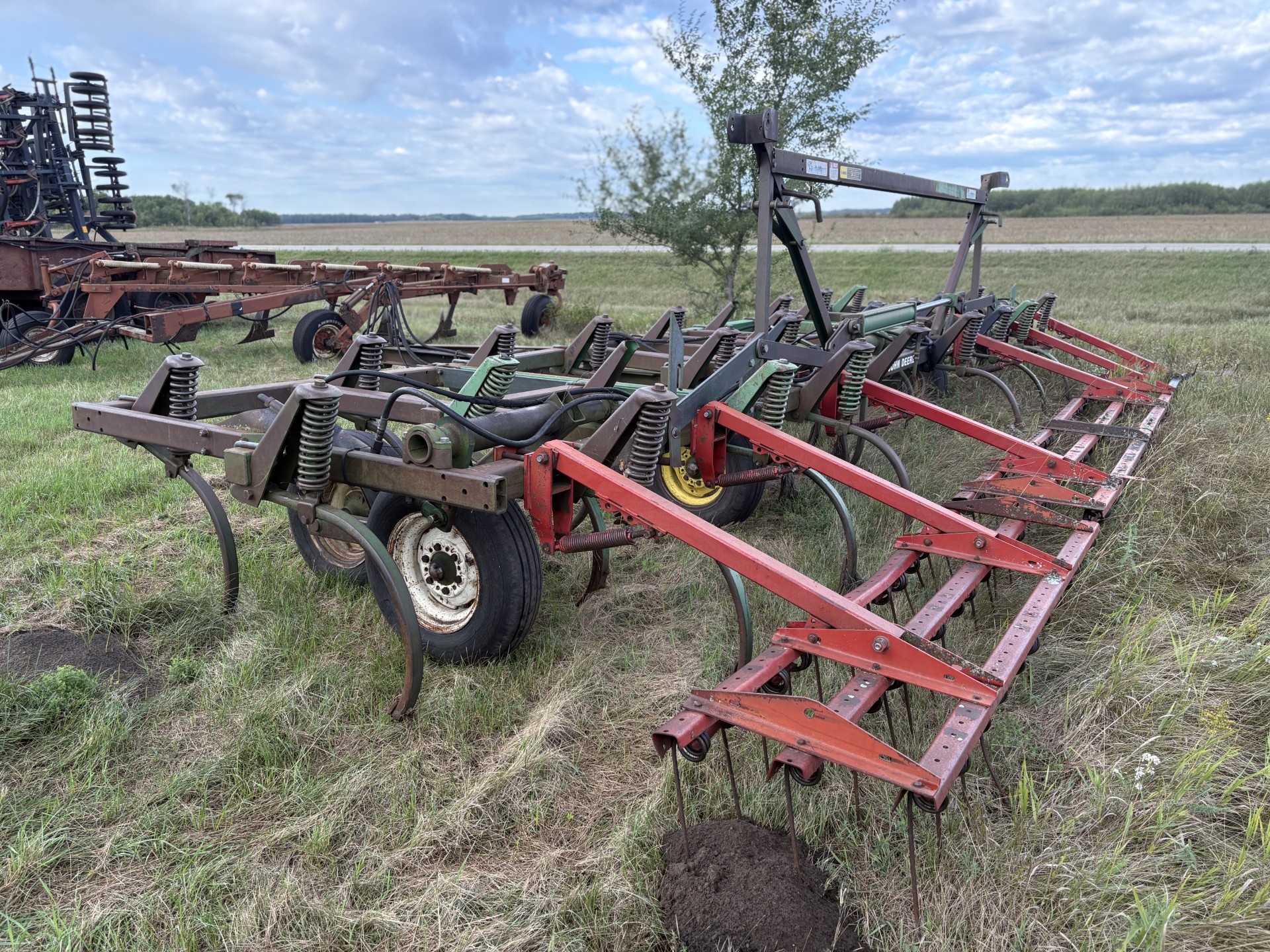 John Deere 610