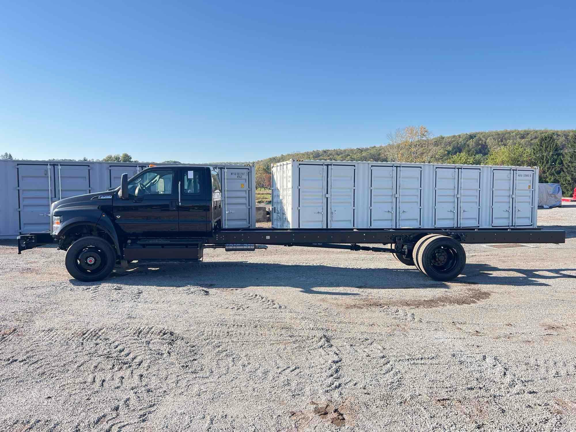 Photo of a 2024 Ford F750