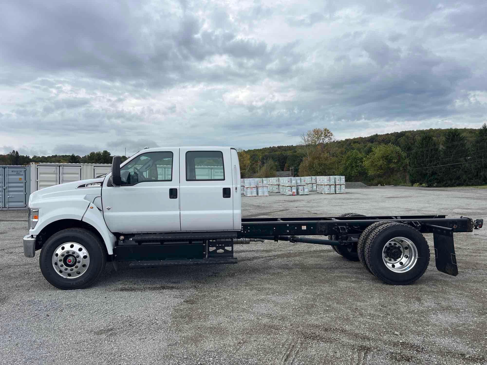 Photo of a 2024 Ford F750