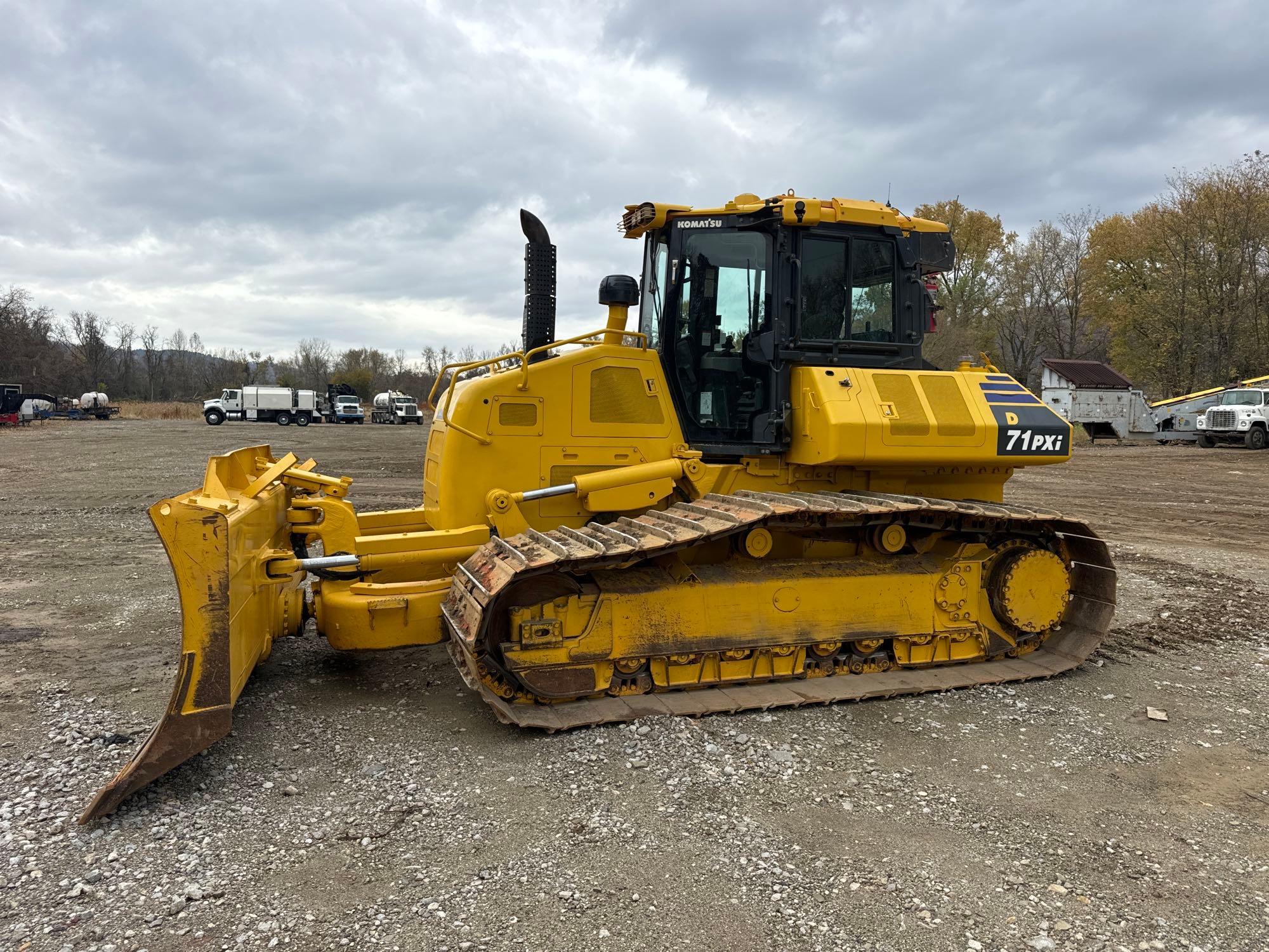 Photo of a  Komatsu D71PXI-24