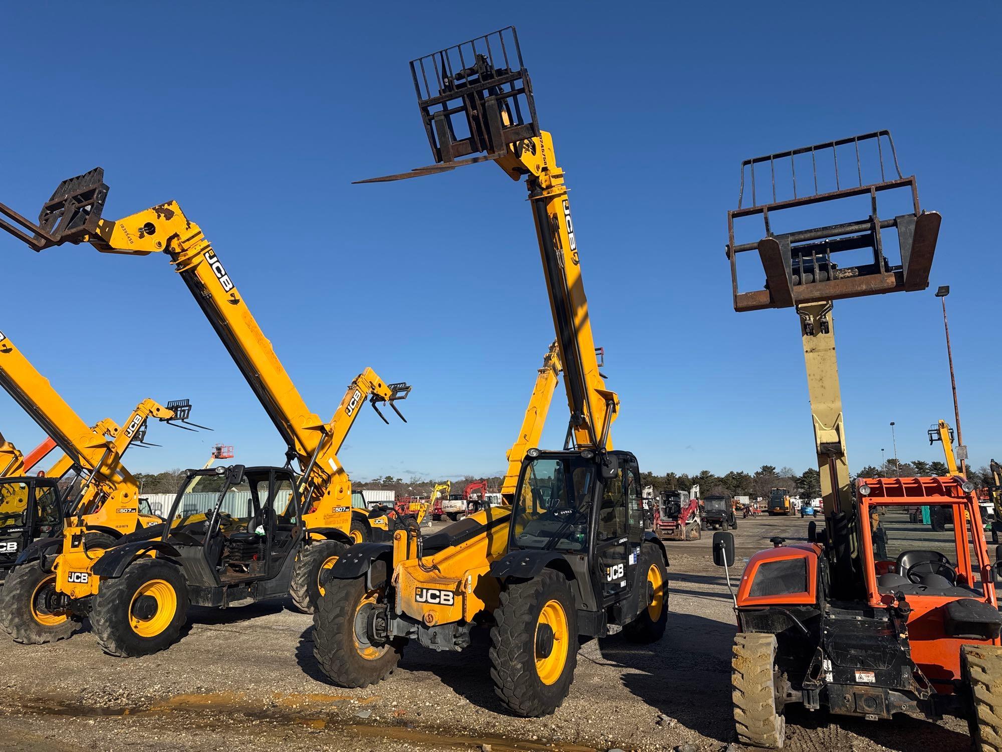 Photo of a 2015 JCB 506-36  