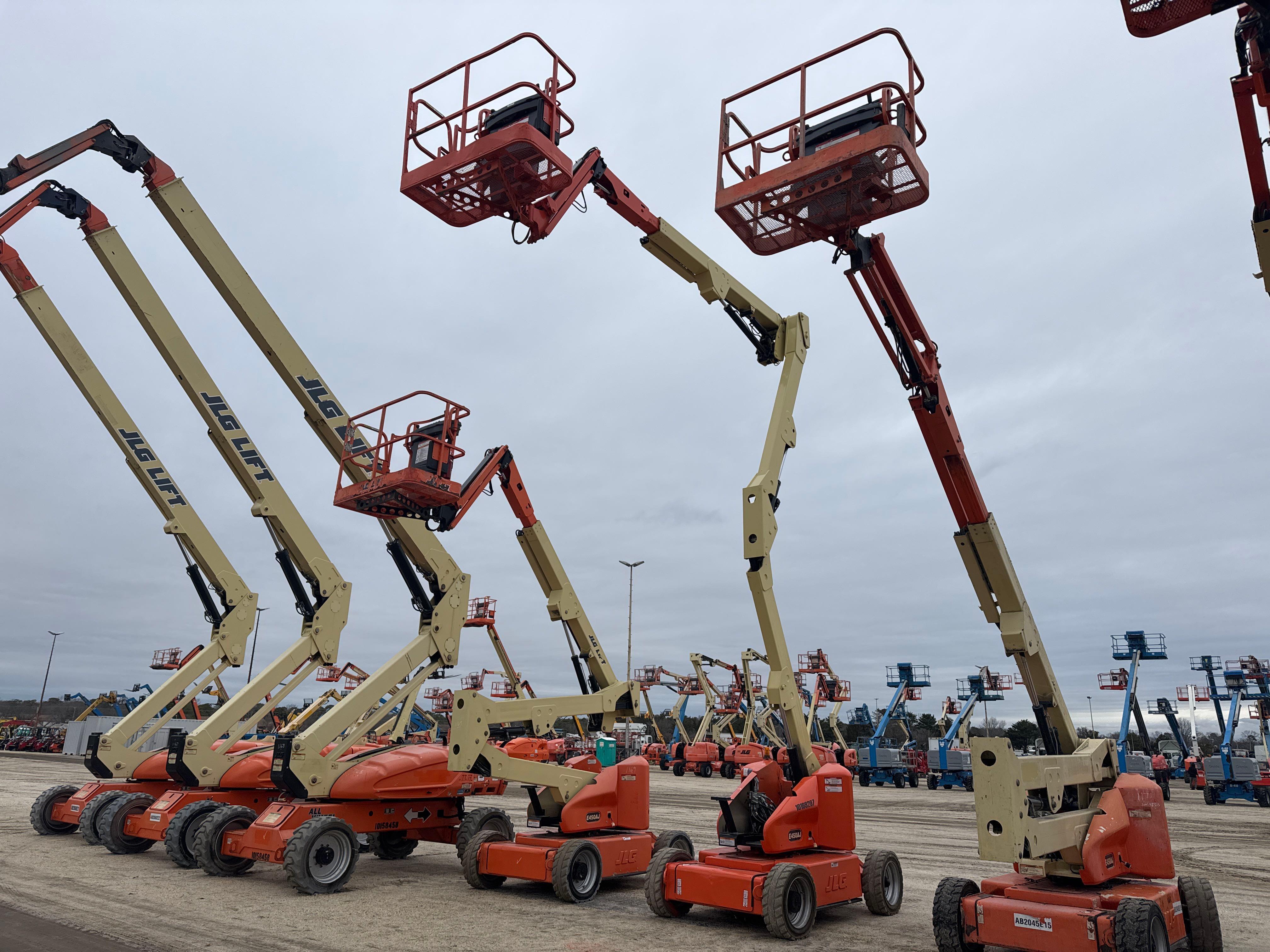 Photo of a  JLG E450AJ