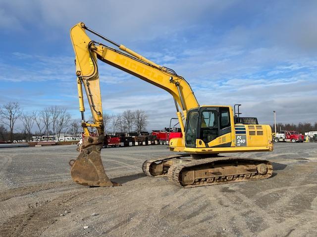 Photo of a 2015 Komatsu PC240LC-10