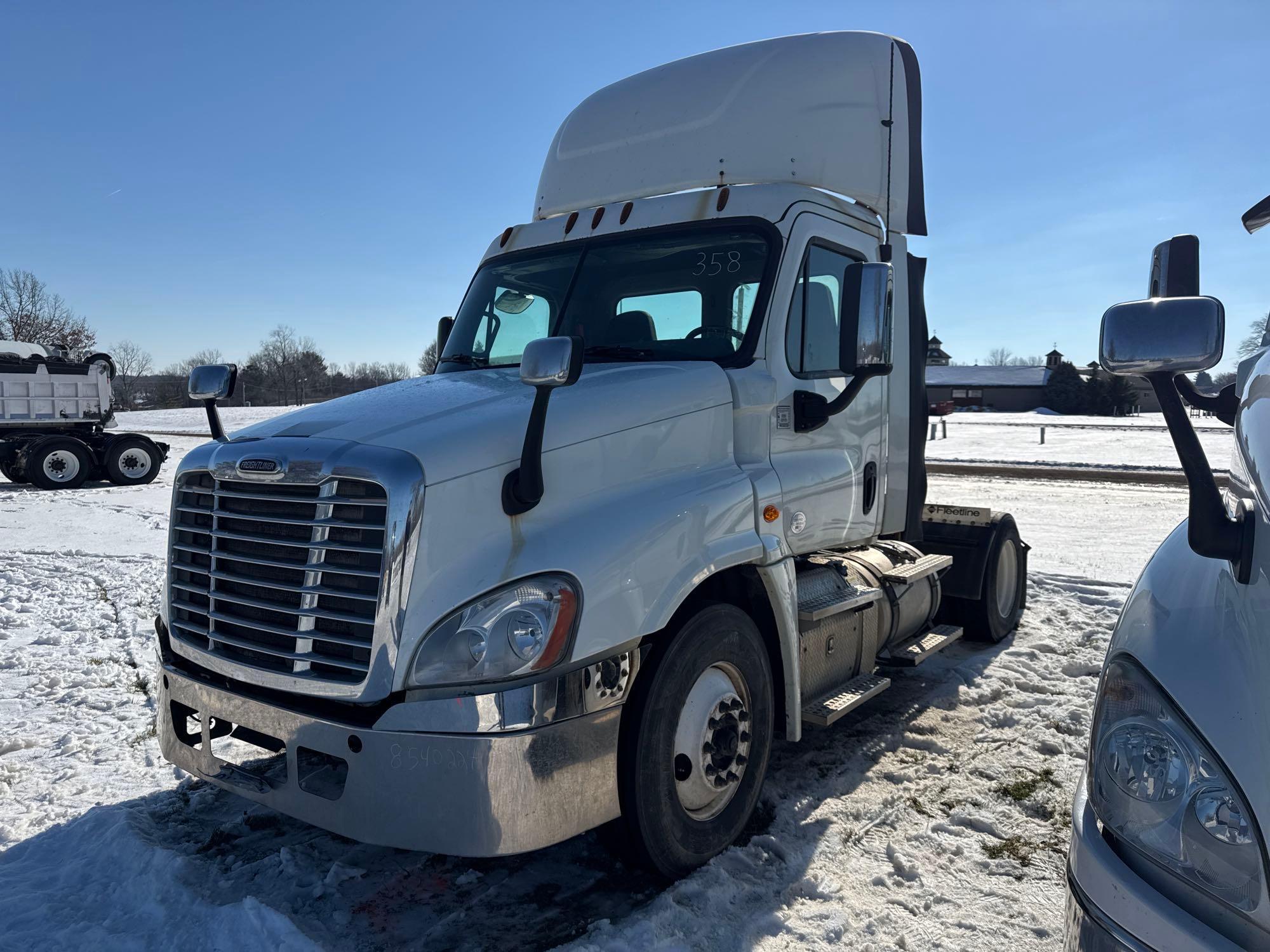 Photo of a 2016 Freightliner CASCADIA 125