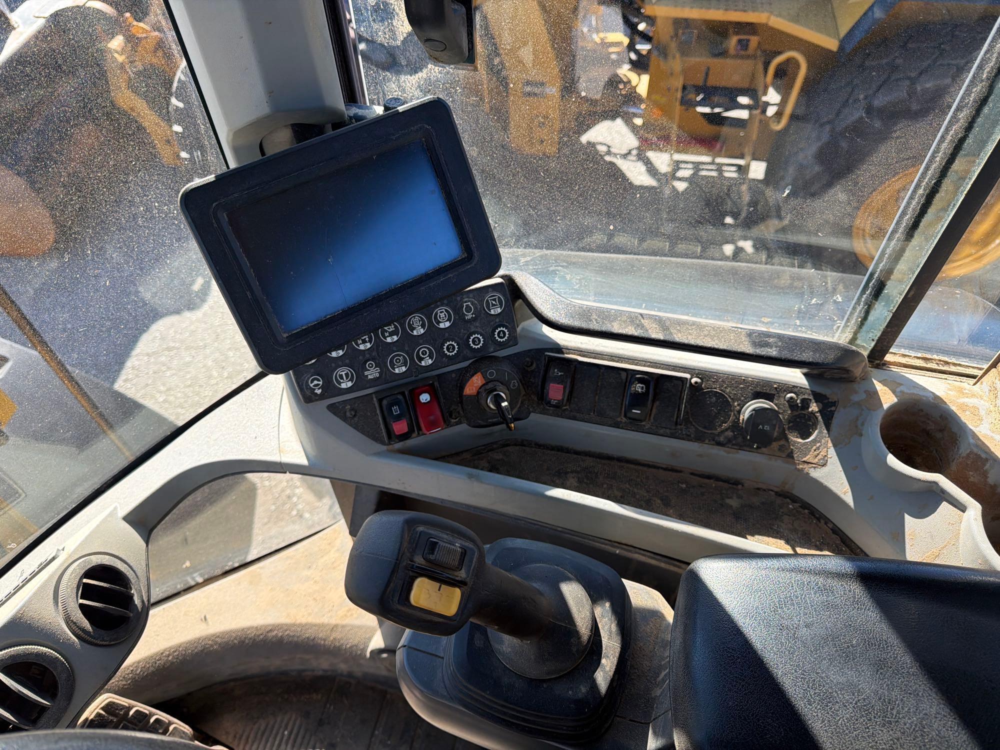 2019 Caterpillar 926M